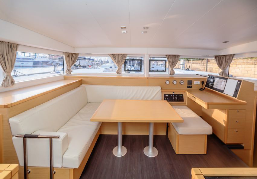 Lagoon 400 S2 — photo 18