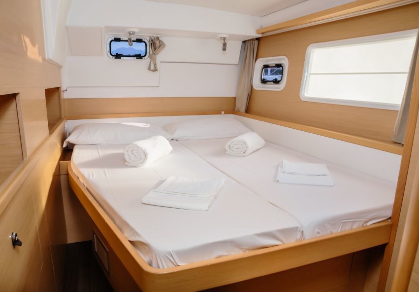 Lagoon 400 S2 — photo 6