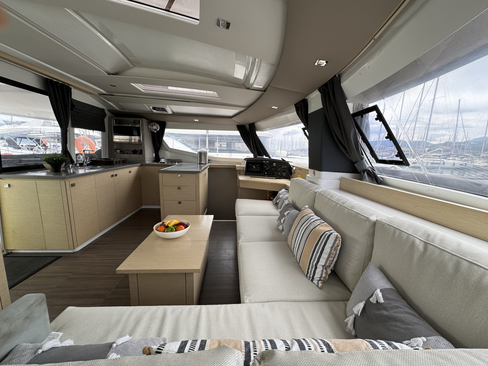 Helia 44 — photo 11