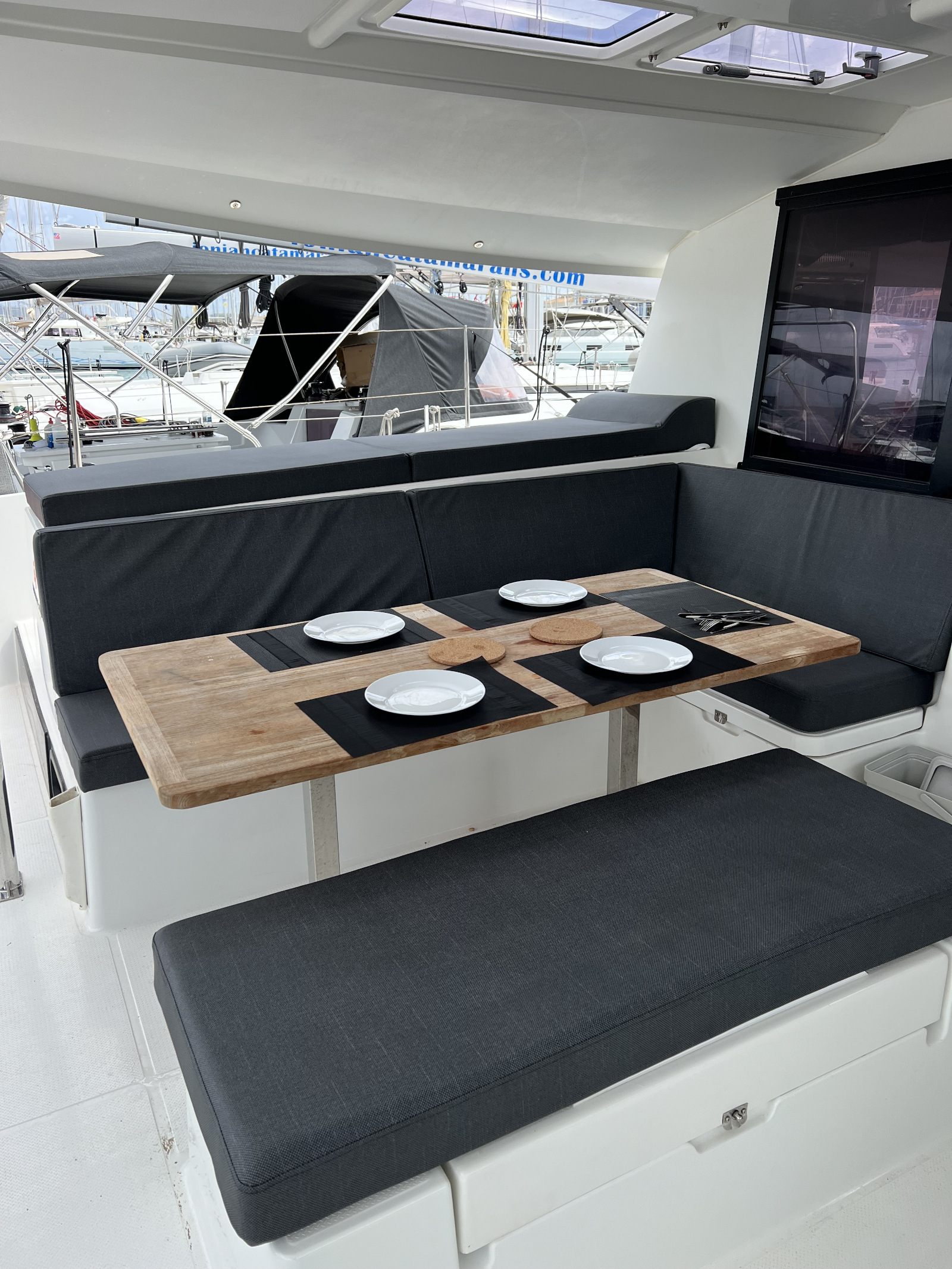 Helia 44 — photo 12