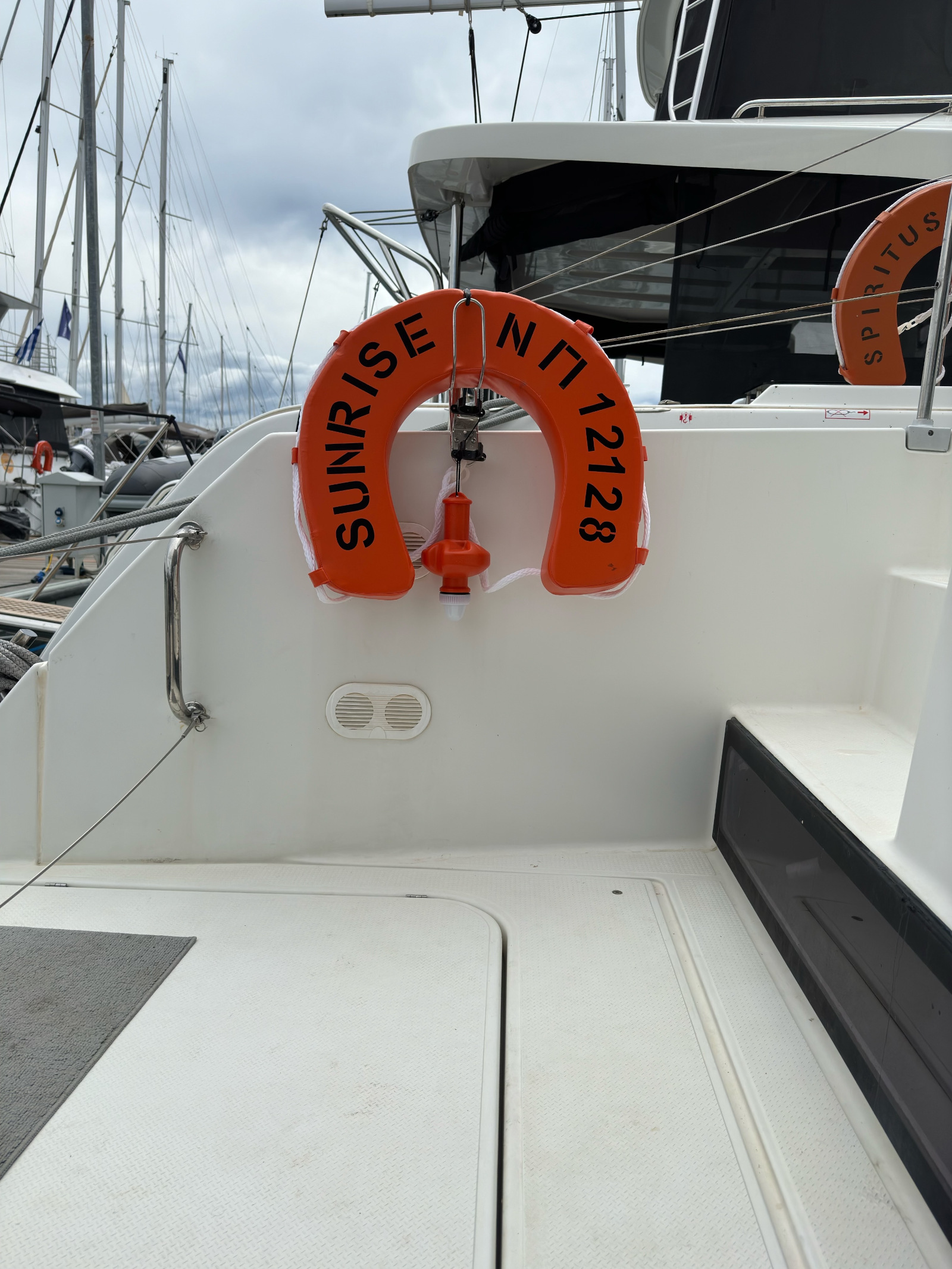 Helia 44 — photo 27