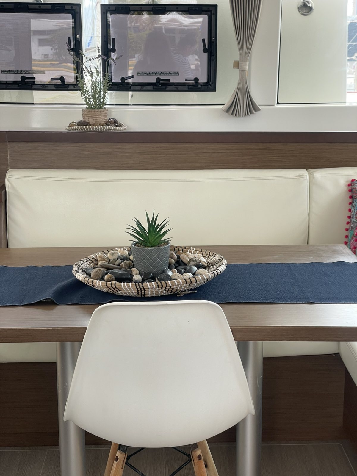 Lagoon 40 — photo 11