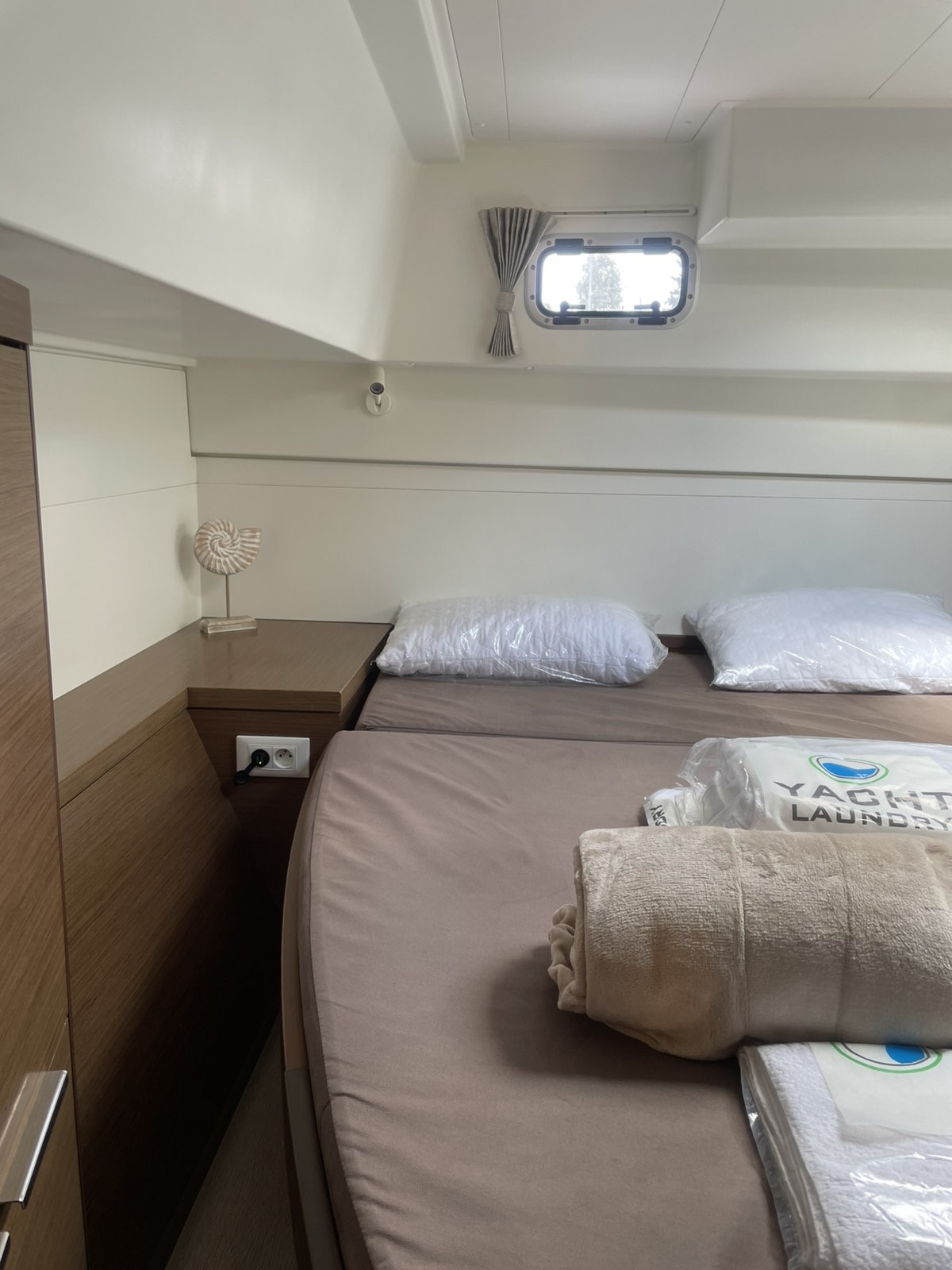 Lagoon 40 — photo 6