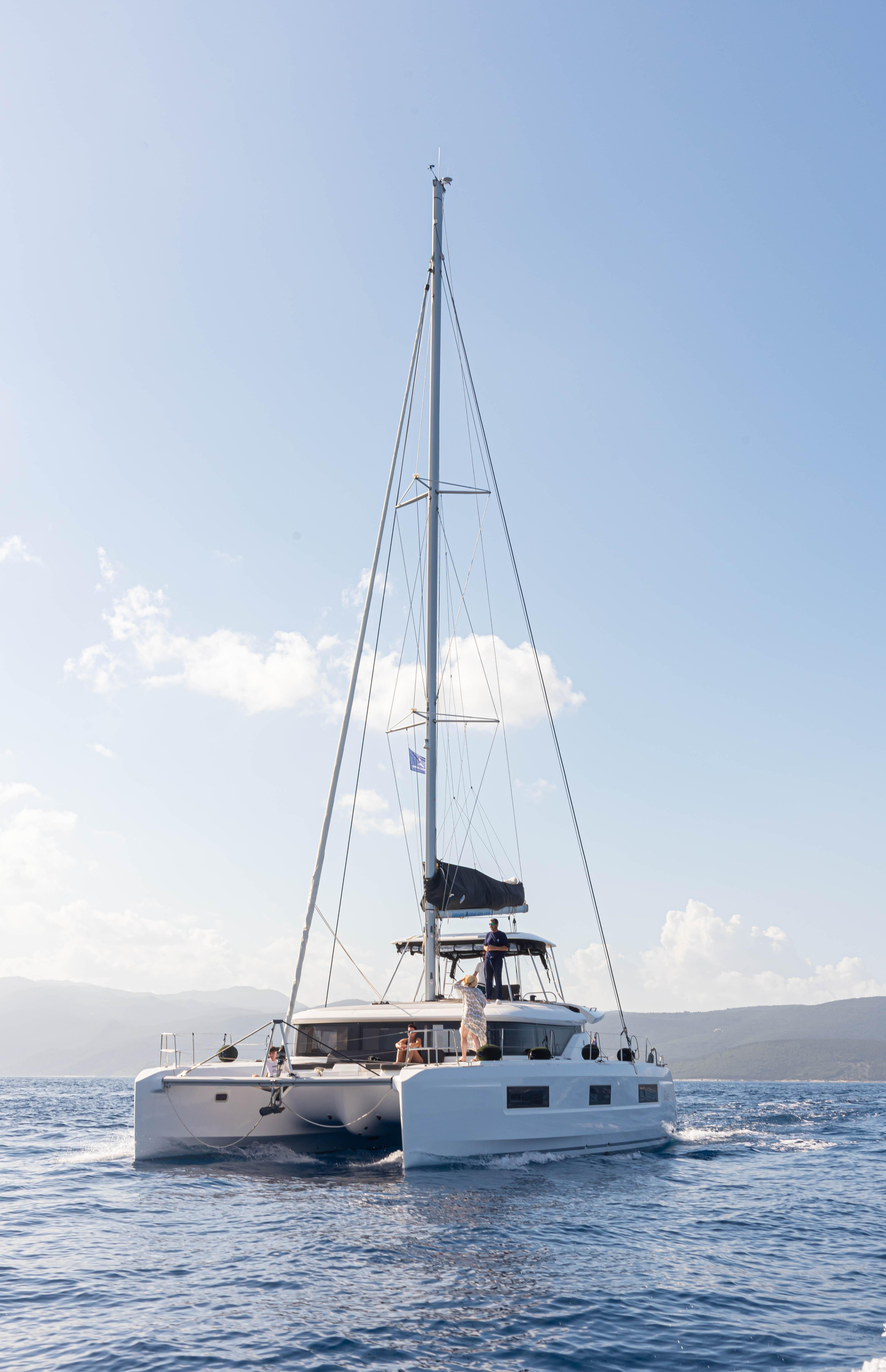 Lagoon 46-12pax — photo 11