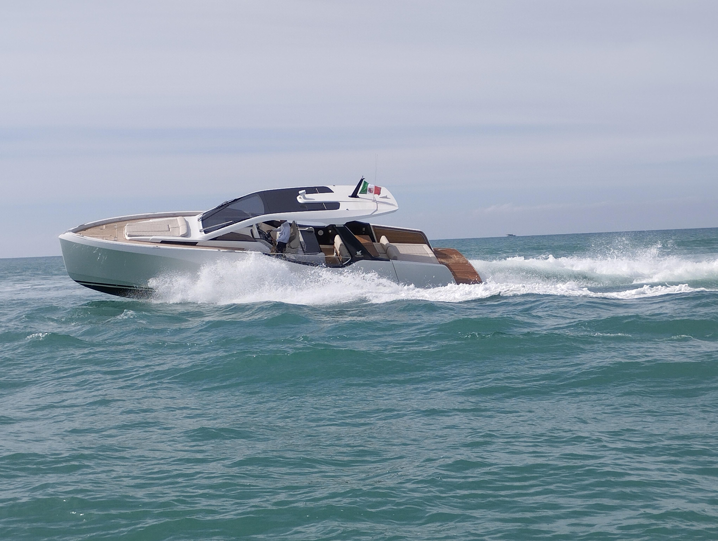 IY 43 Veloce — photo 23