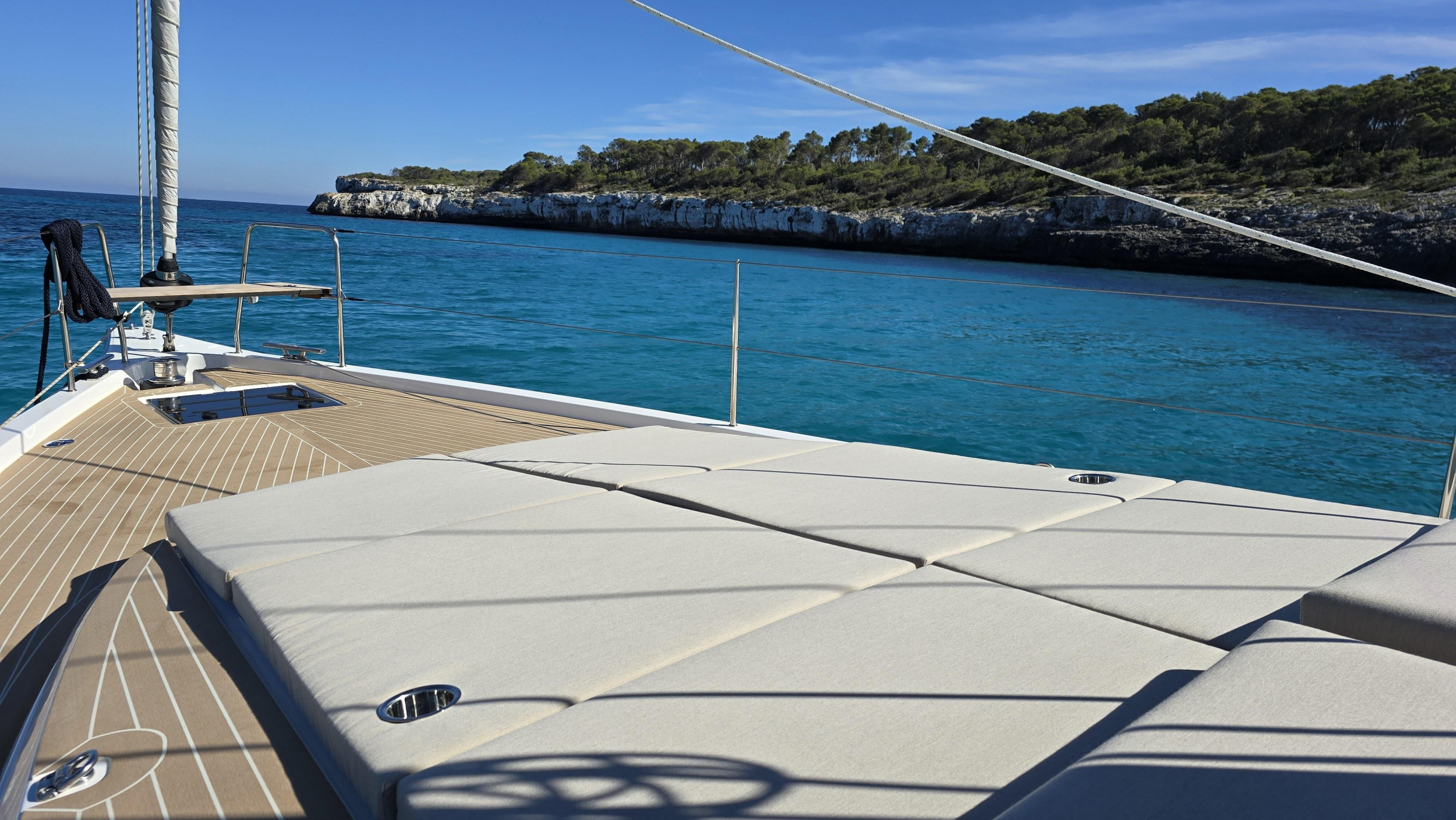 Bavaria C46 — photo 2