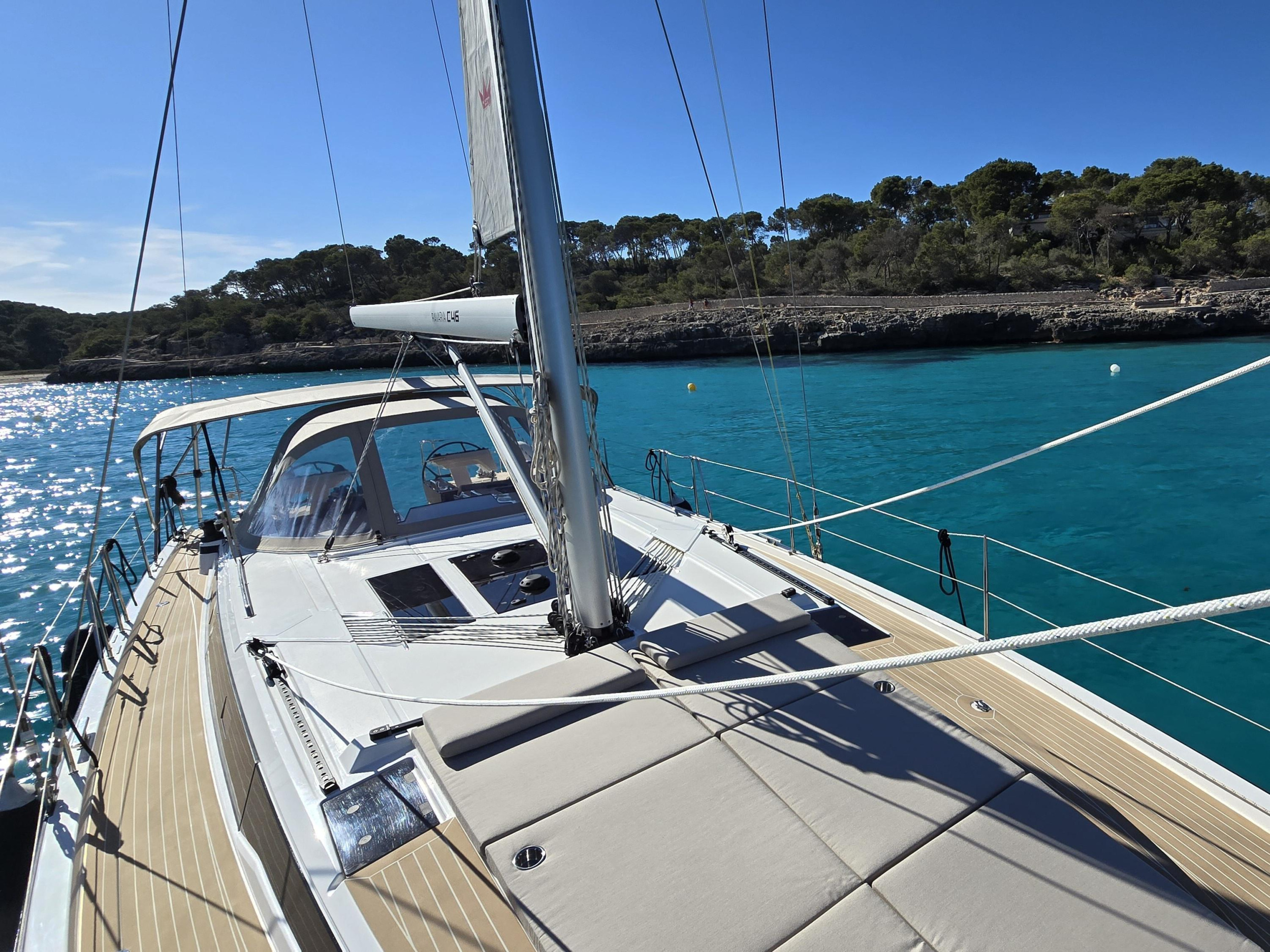 Bavaria C46 — photo 7