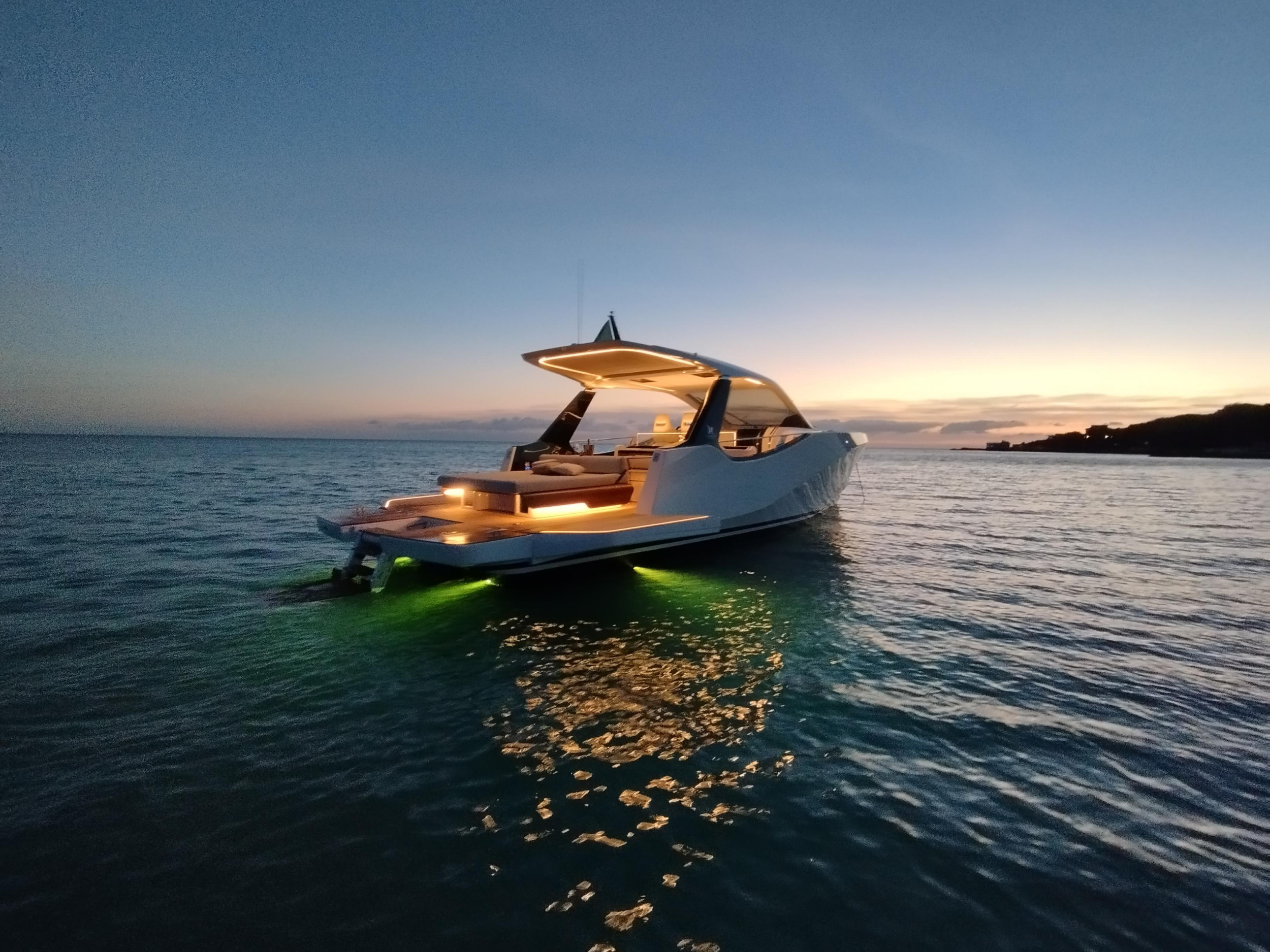 IY 43 Veloce — photo 34