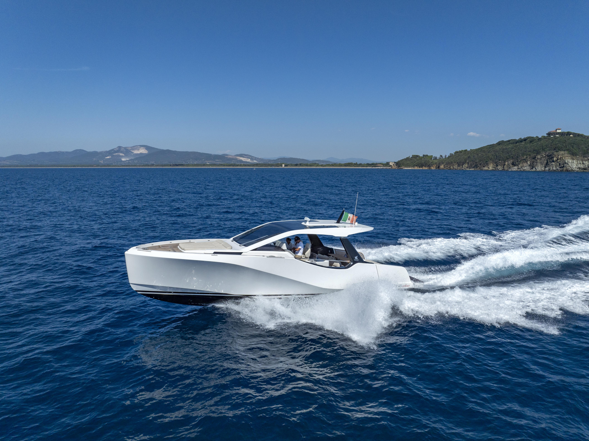 IY 43 Veloce — photo 15