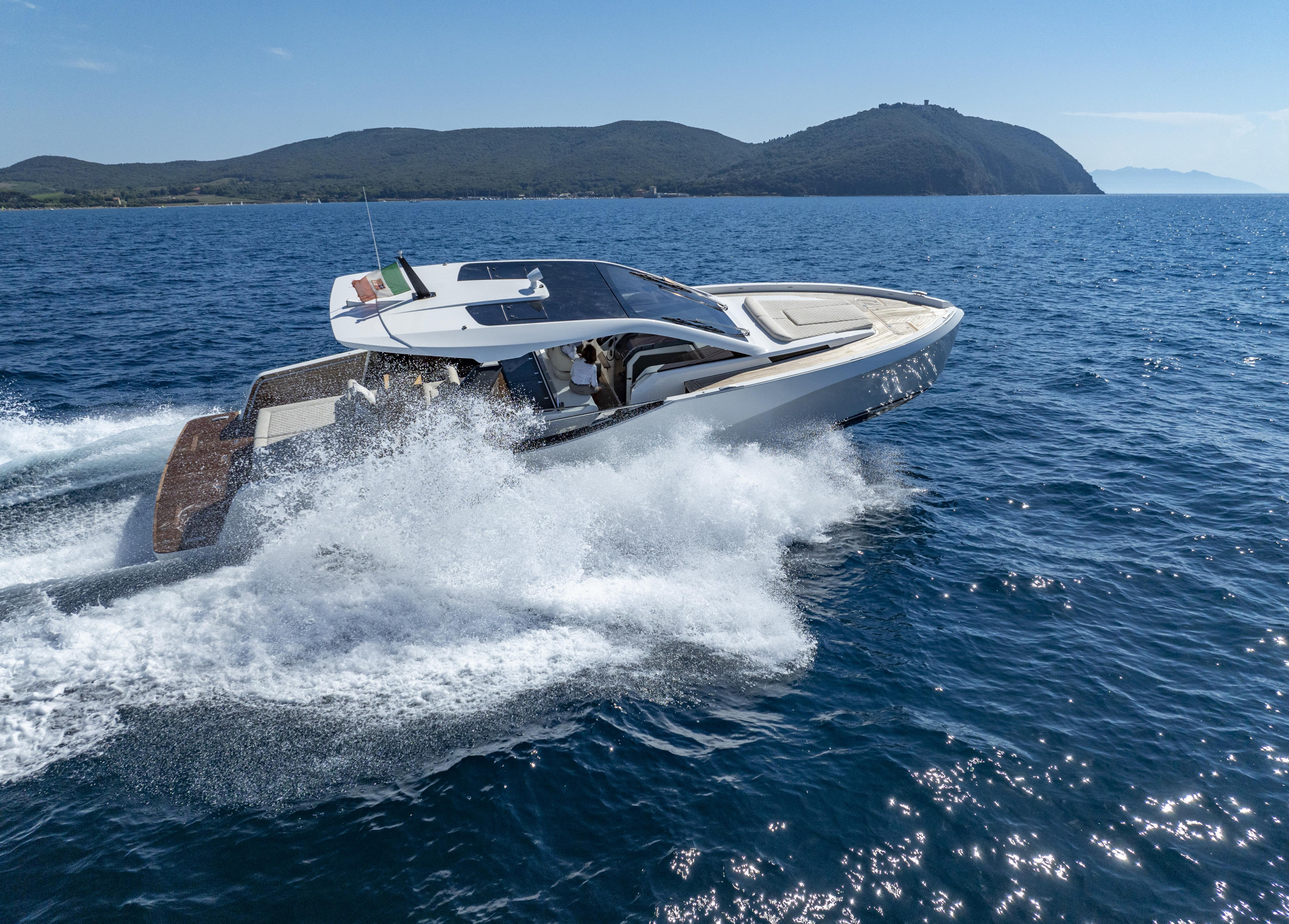 IY 43 Veloce — photo 37
