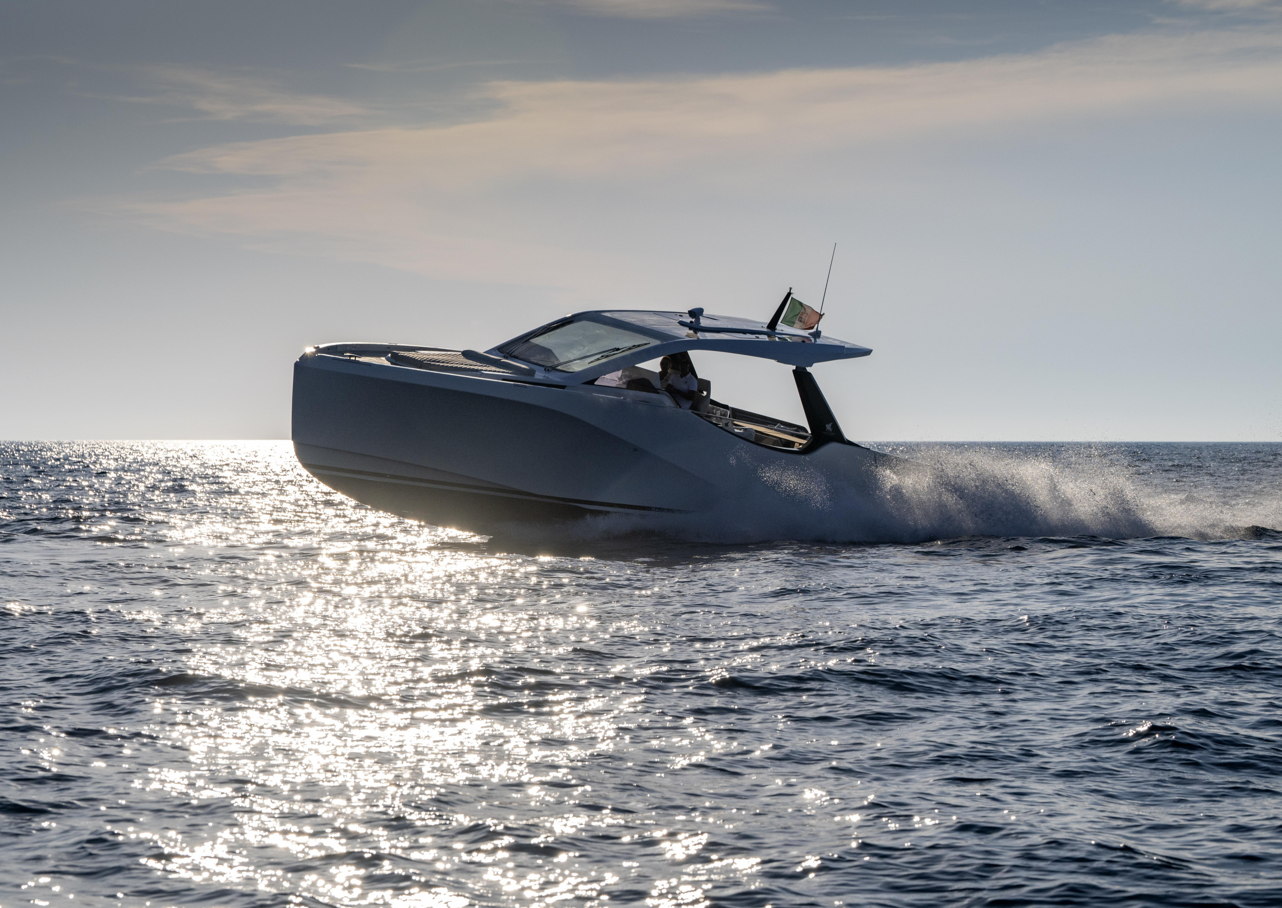 IY 43 Veloce — photo 12