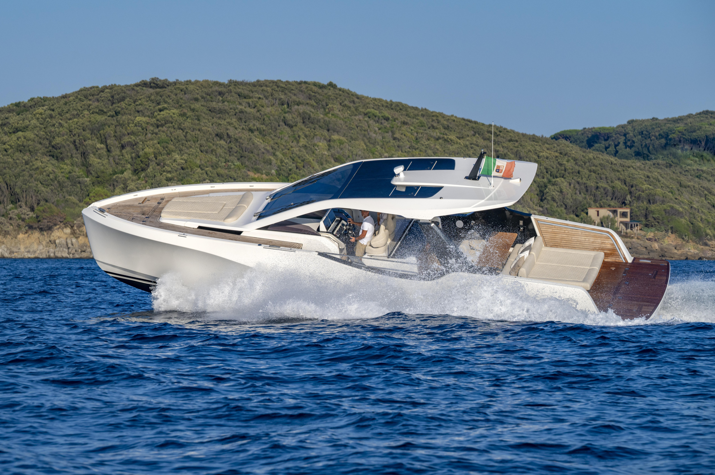 IY 43 Veloce — photo 3