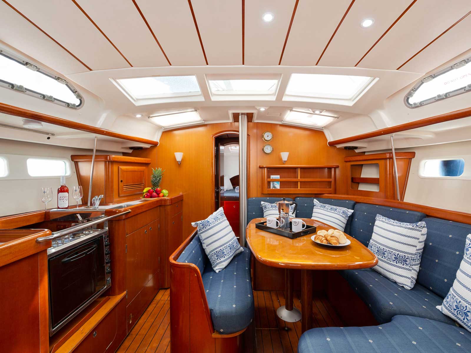 Oceanis 423 Clipper — photo 22