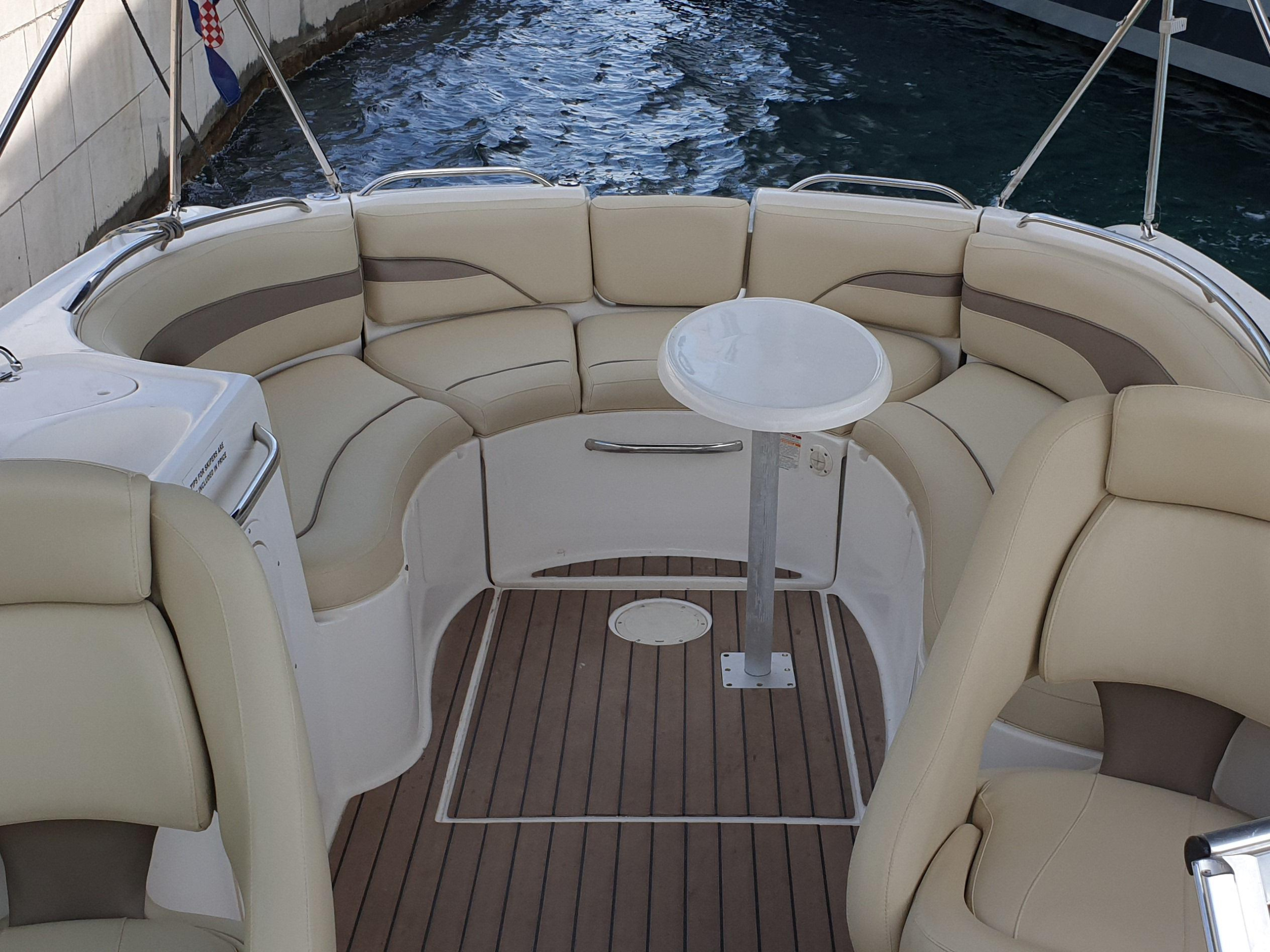 Chaparral 263 Sunesta — photo 4