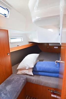 Bavaria Cruiser 37 — photo 13