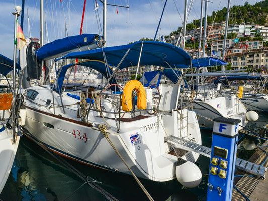 Oceanis 43 — photo 1