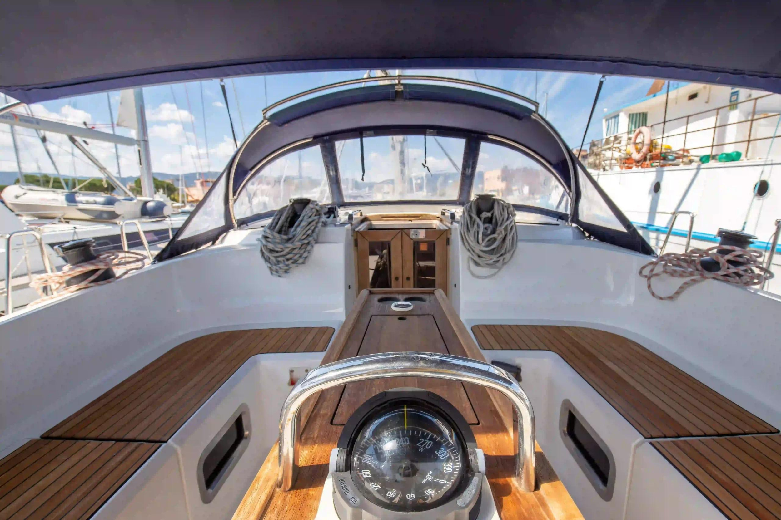 Bavaria Cruiser 46 — photo 12