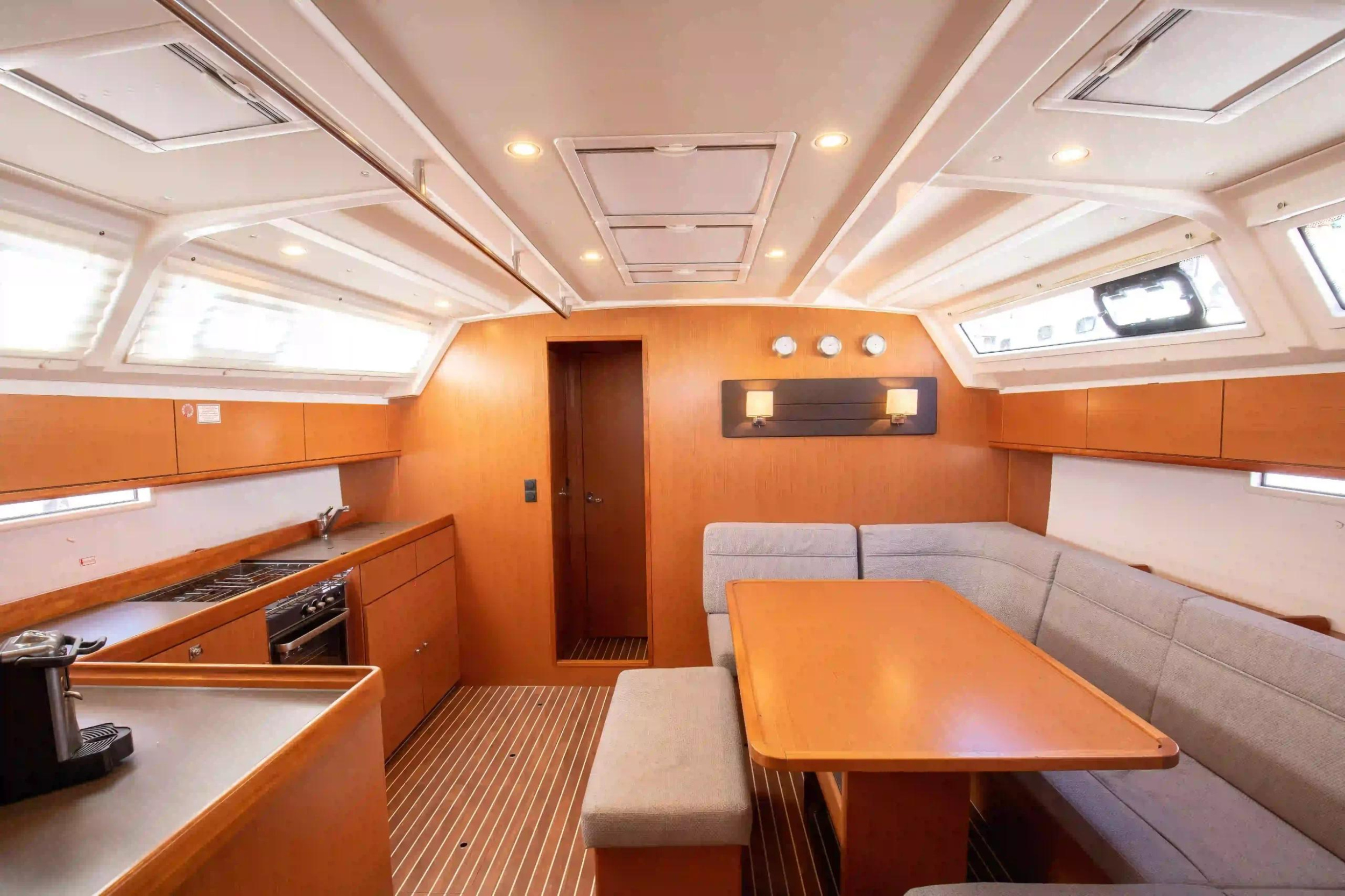 Bavaria Cruiser 46 — photo 17