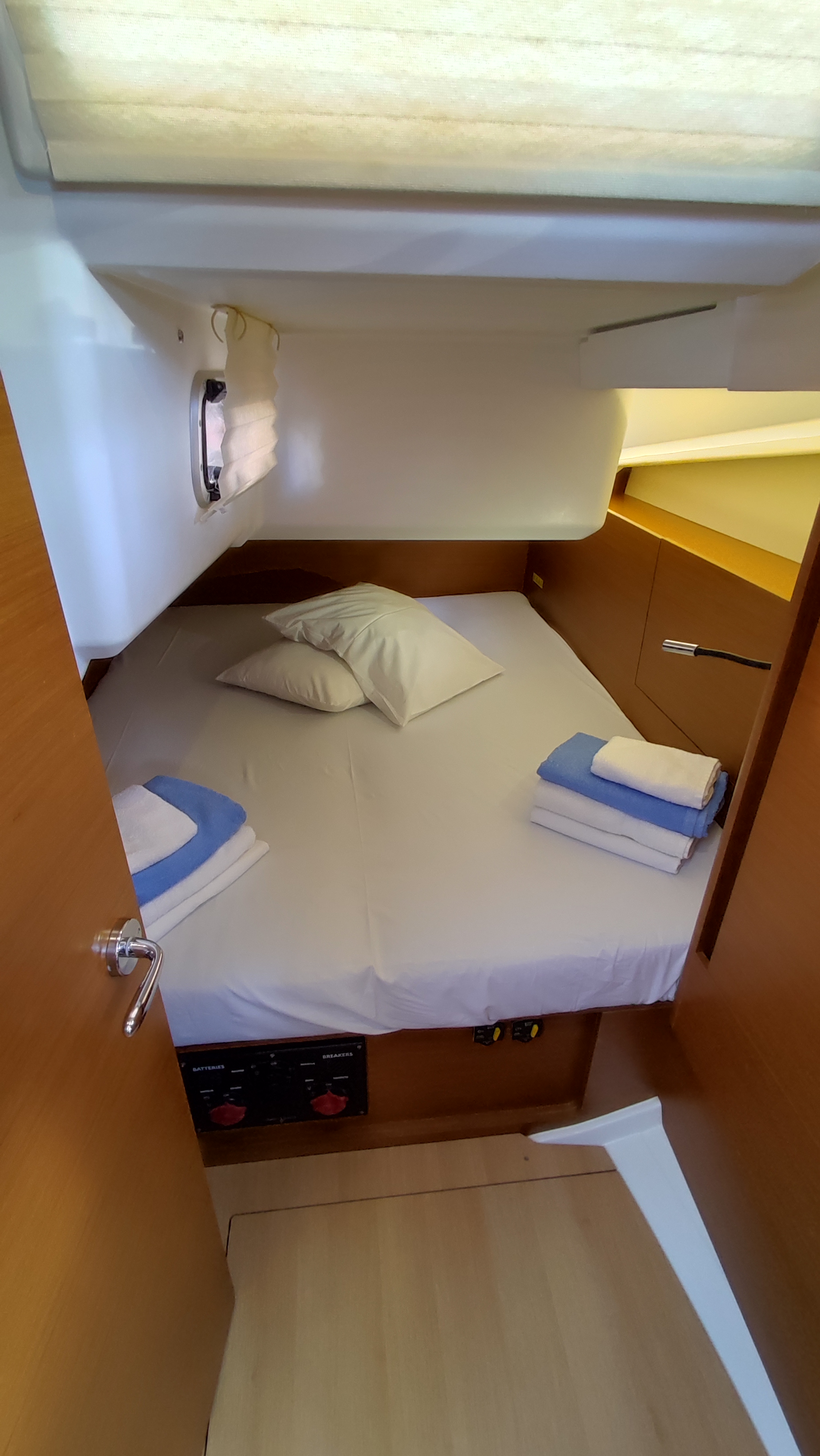 Sun Odyssey 440 — photo 3