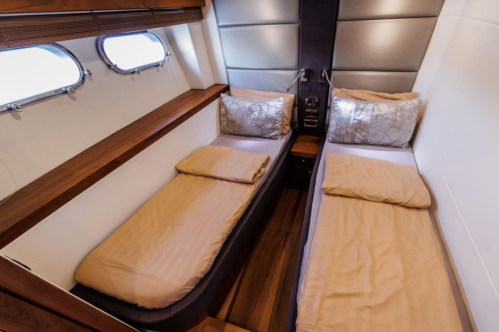 Sunseeker Manhattan 63 — photo 11