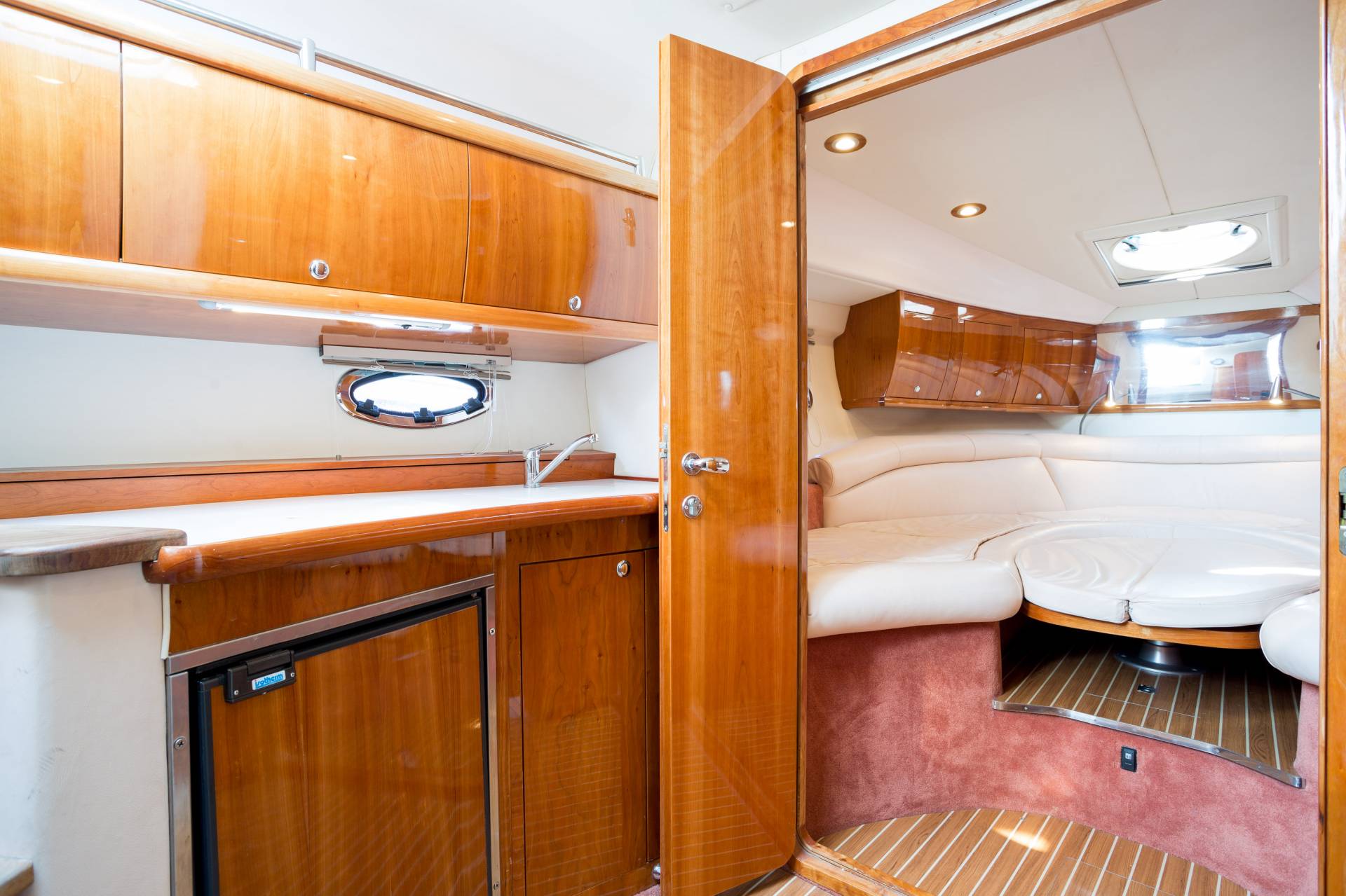 Pearl Sea 33 — photo 2