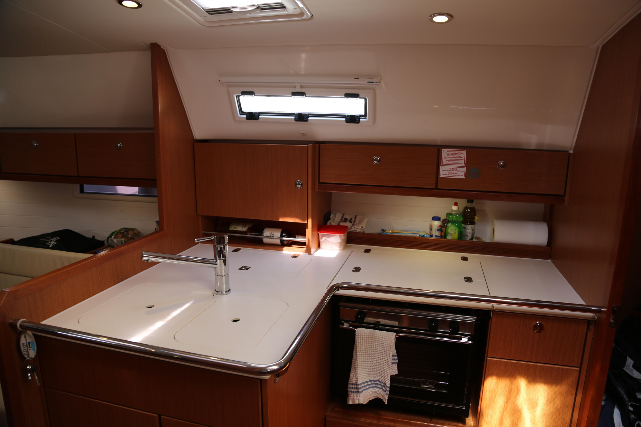 Bavaria Cruiser 36 — photo 3