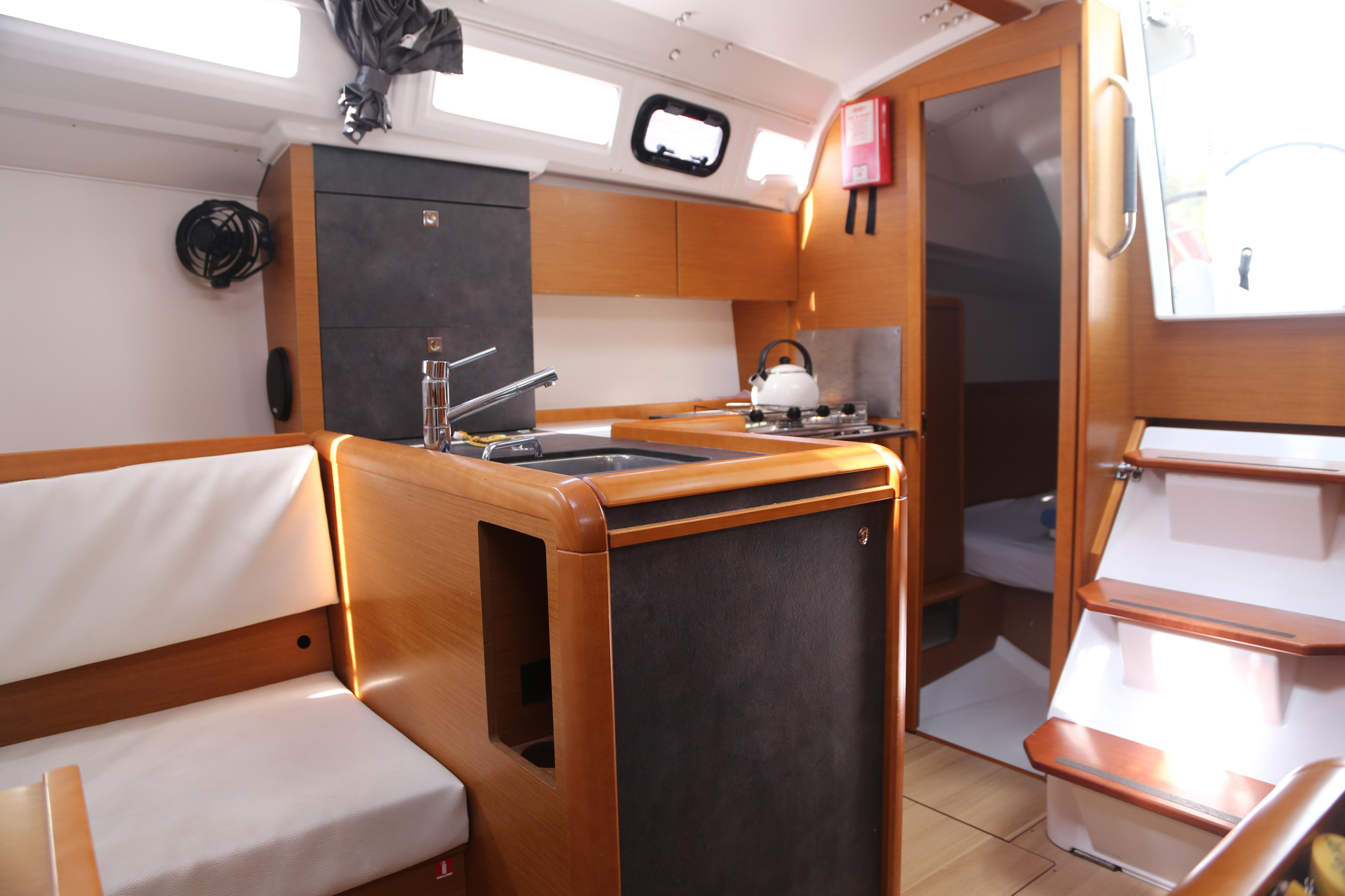 Sun Odyssey 349 — photo 13