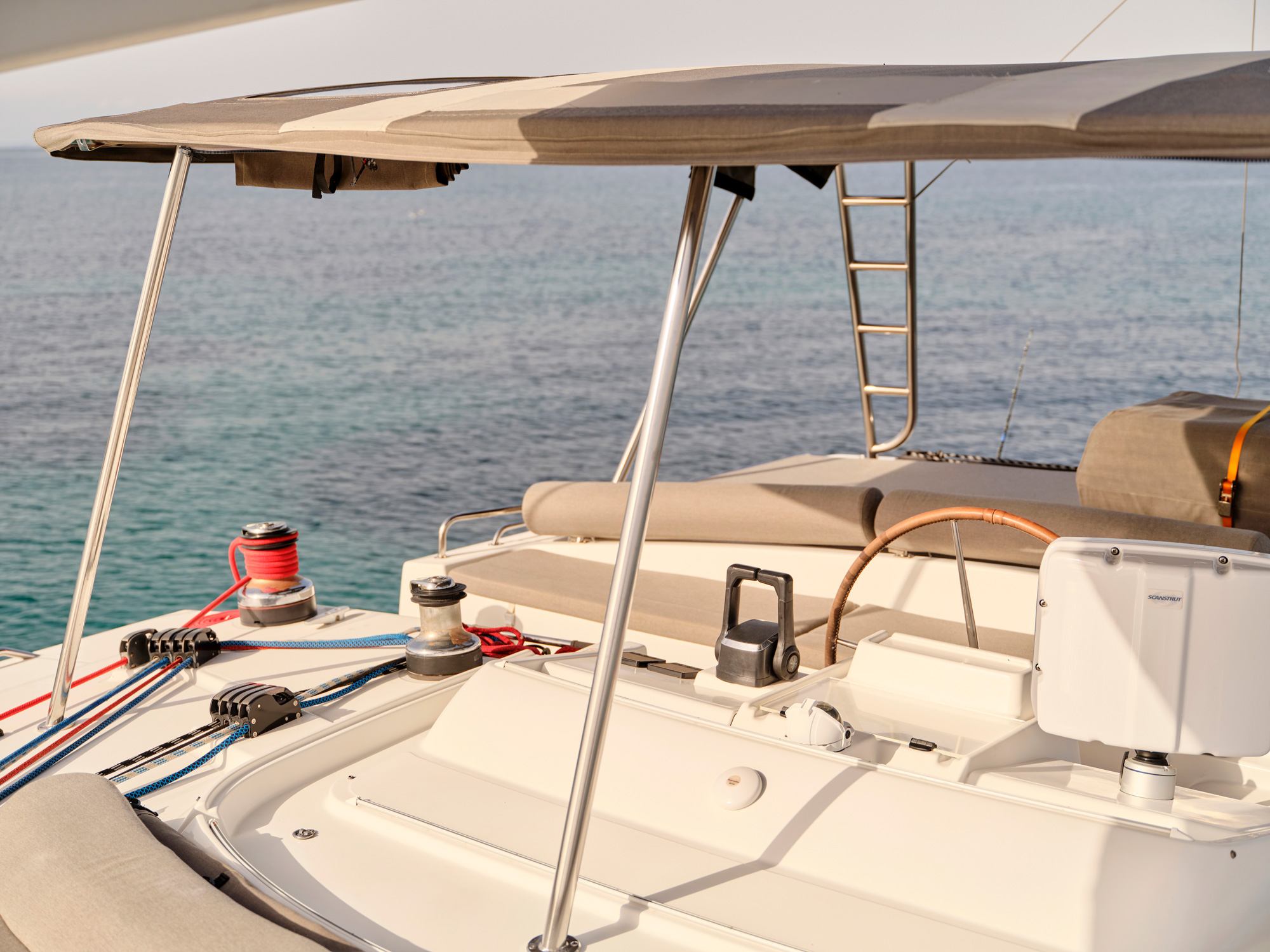 Lagoon 50 — photo 9