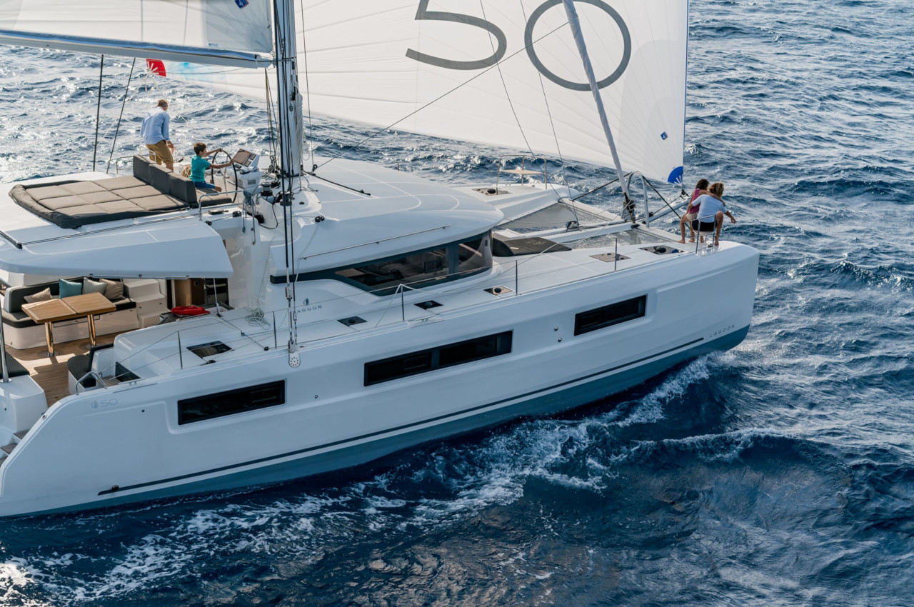 Lagoon 50 — photo 10