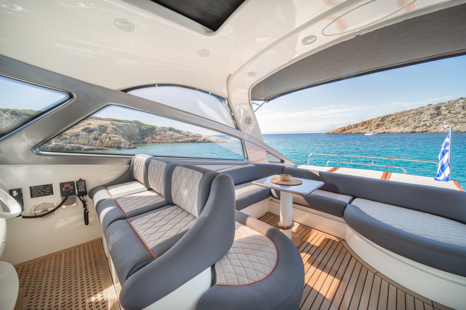 Baia Azzura 63 — photo 34