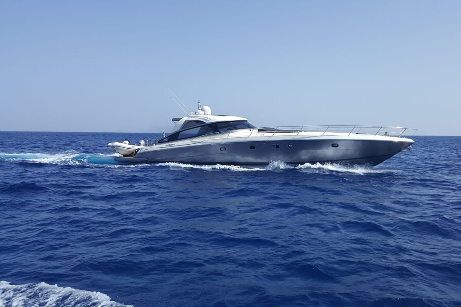 Baia Azzura 63 — photo 14