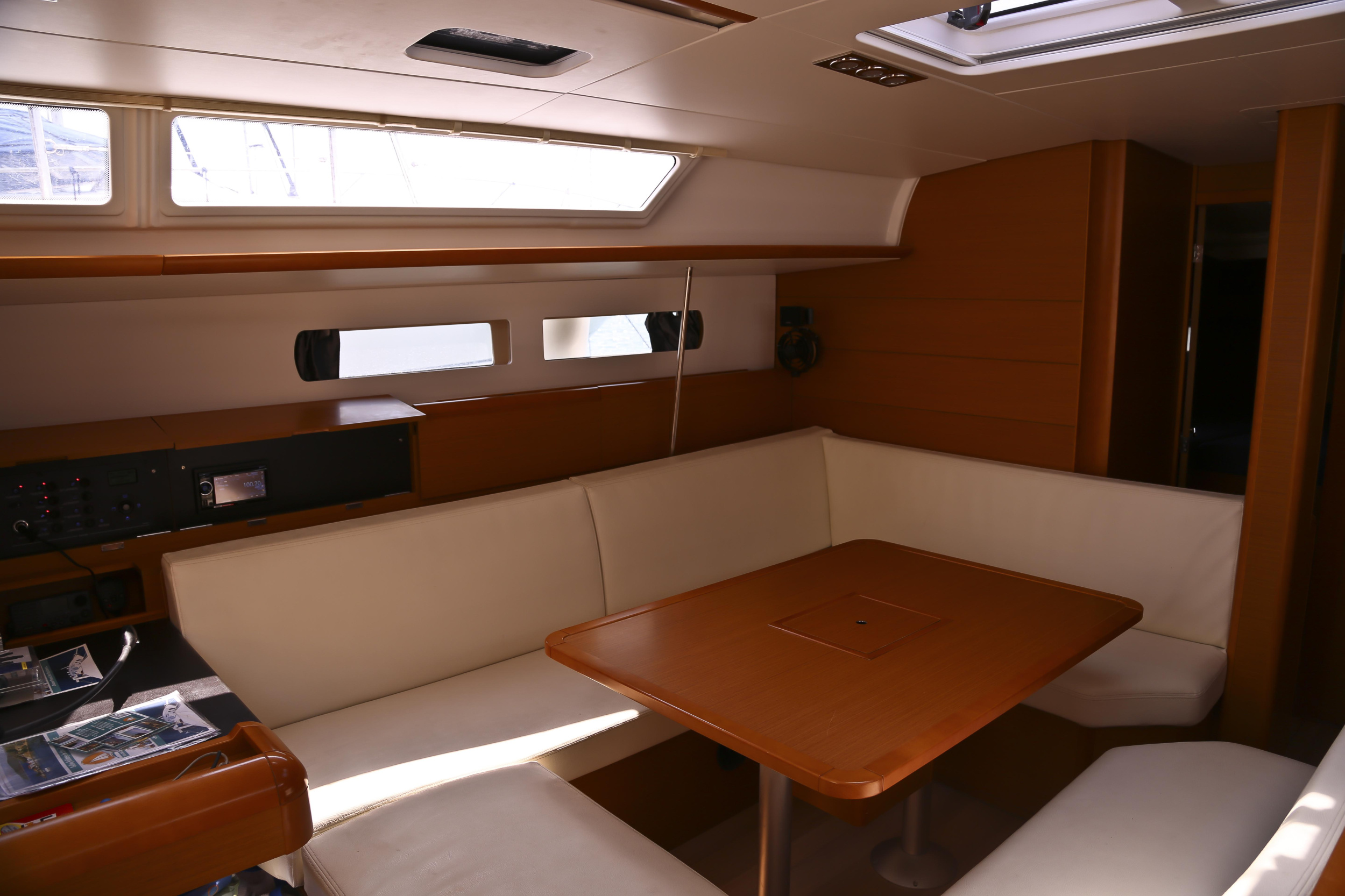 Sun Odyssey 469 — photo 18