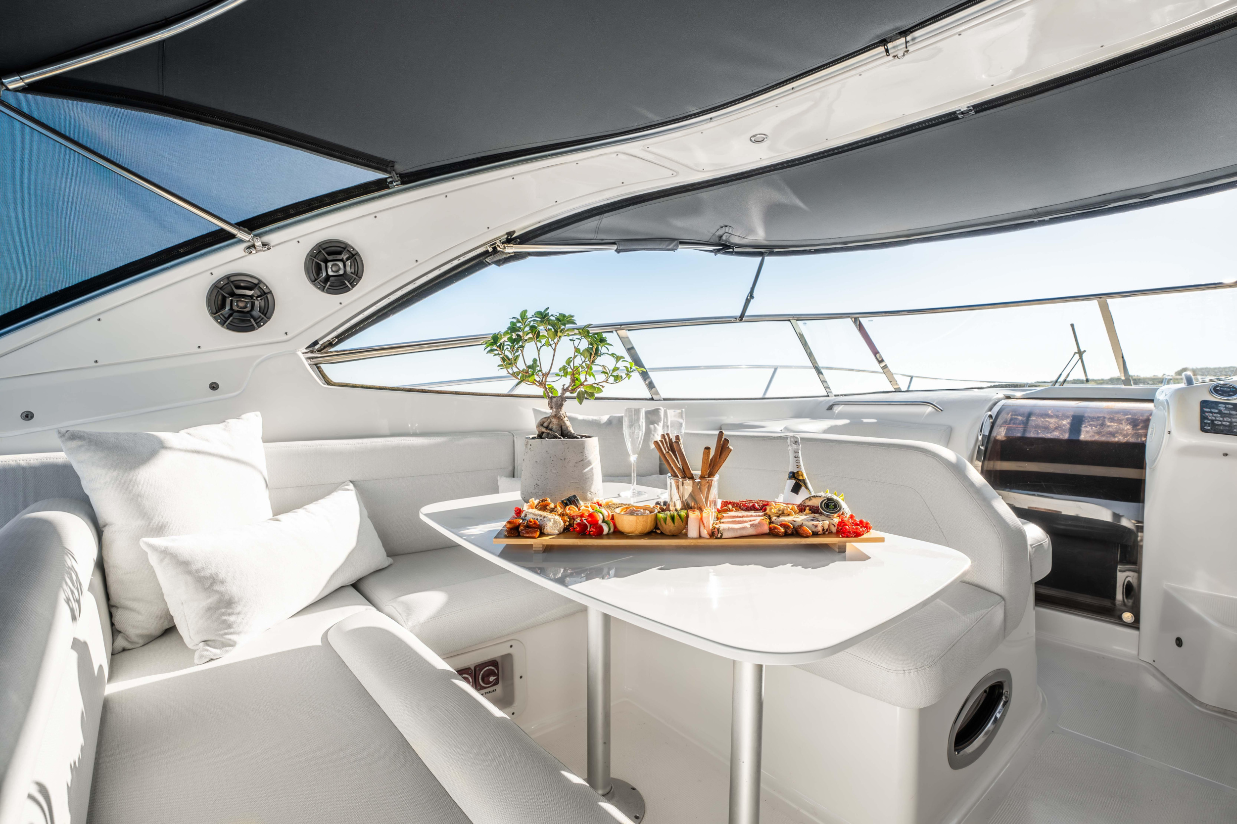 Bavaria 40 — photo 16
