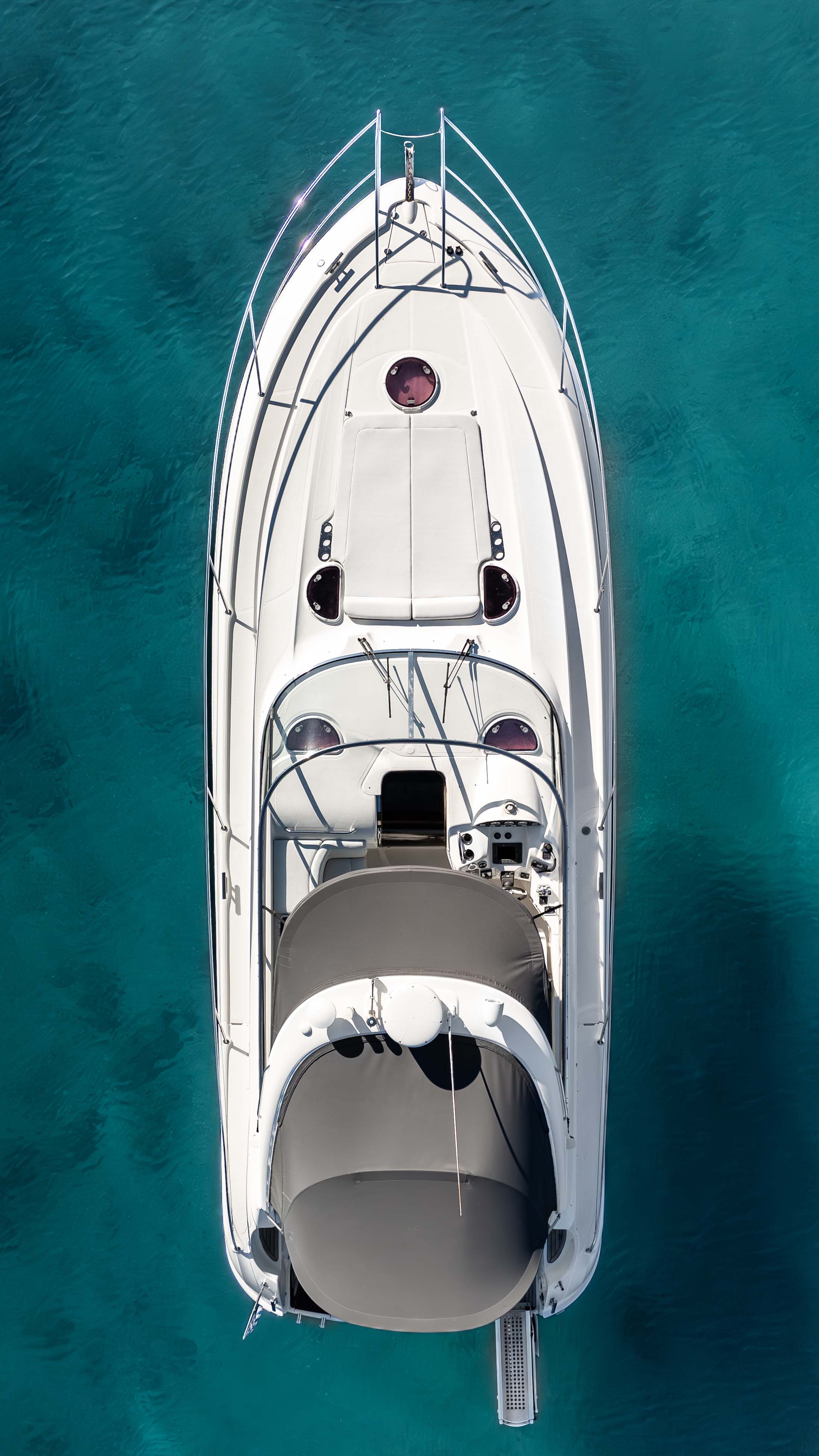 Bavaria 40 — photo 6