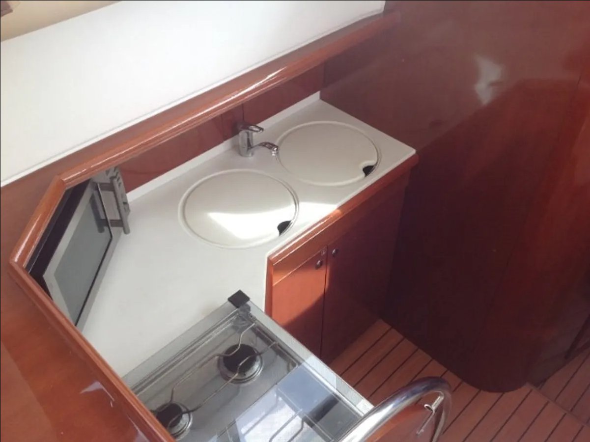 Prestige 36 Fly — photo 14