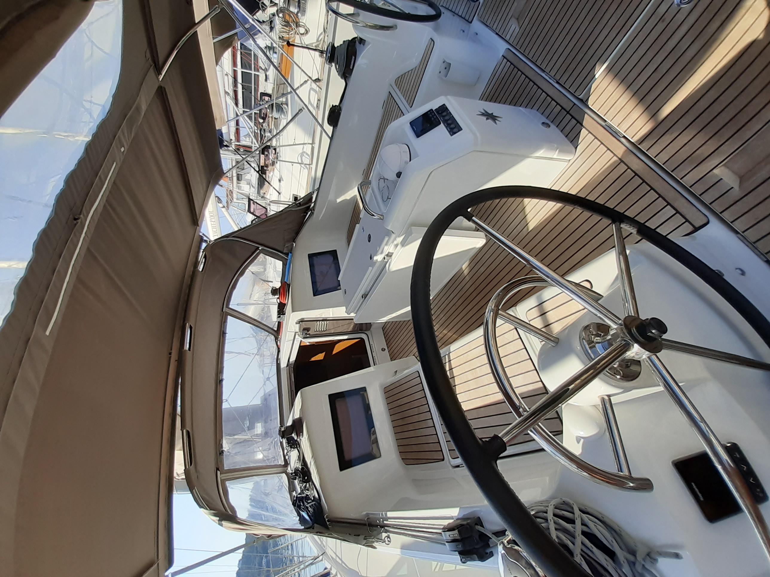 Sun Odyssey 410 — photo 3