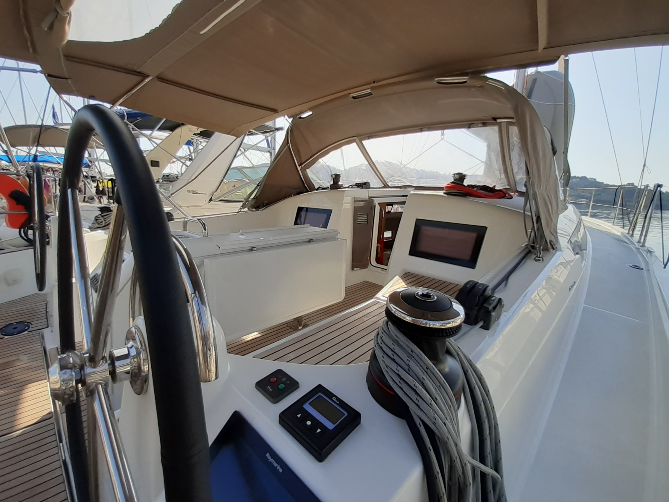 Sun Odyssey 410 — photo 5