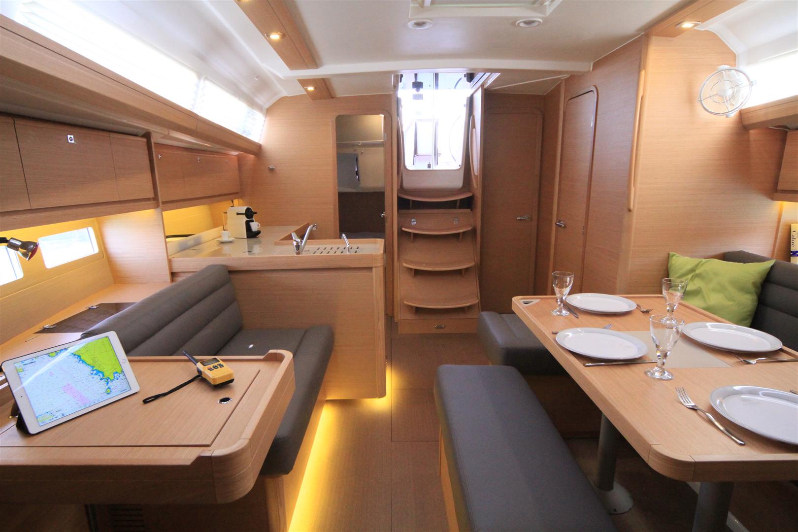 Dufour 412 Grand large — photo 13