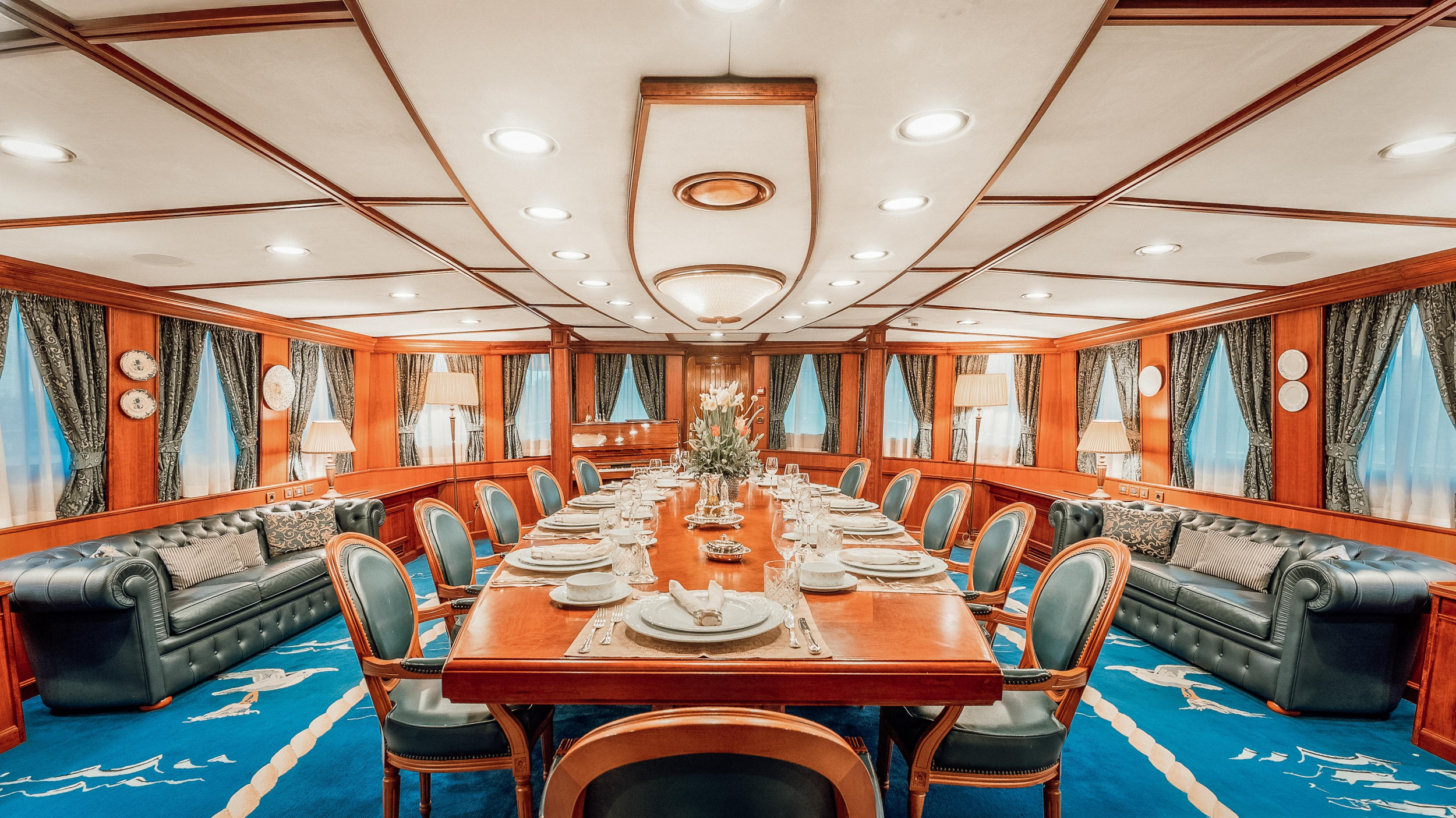 Motoryacht Seagull 2 — photo 32