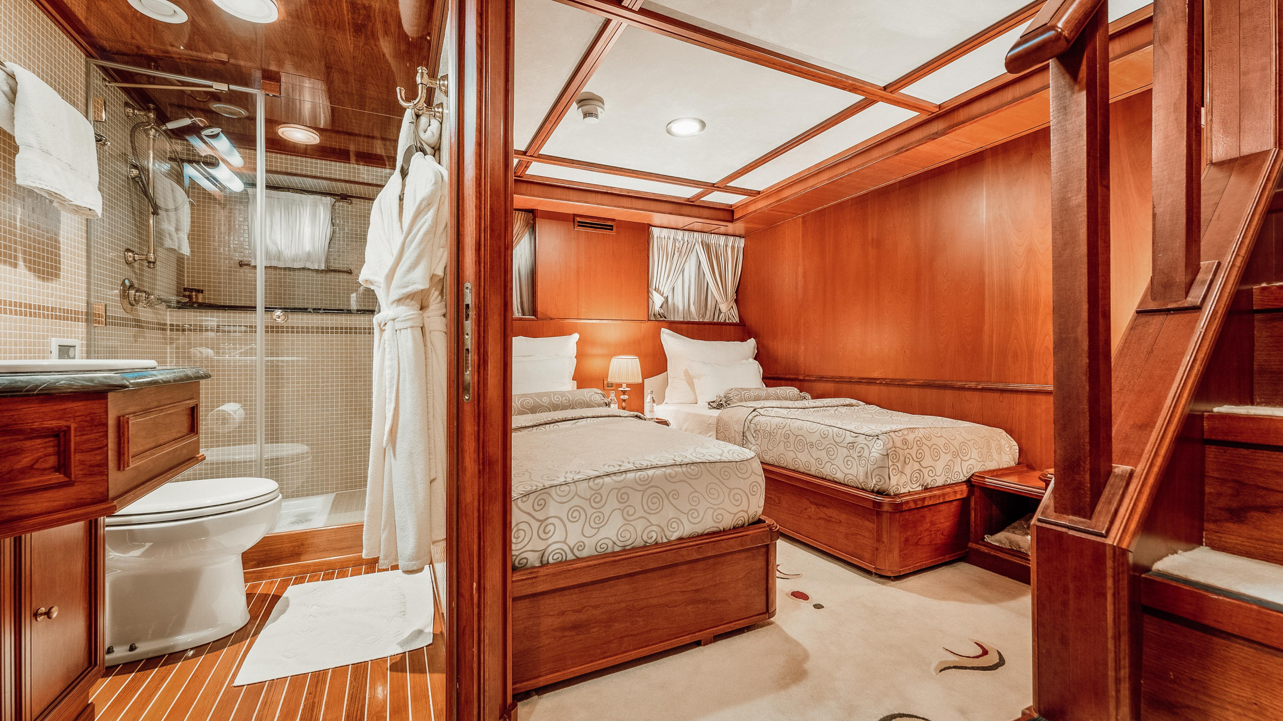 Motoryacht Seagull 2 — photo 26
