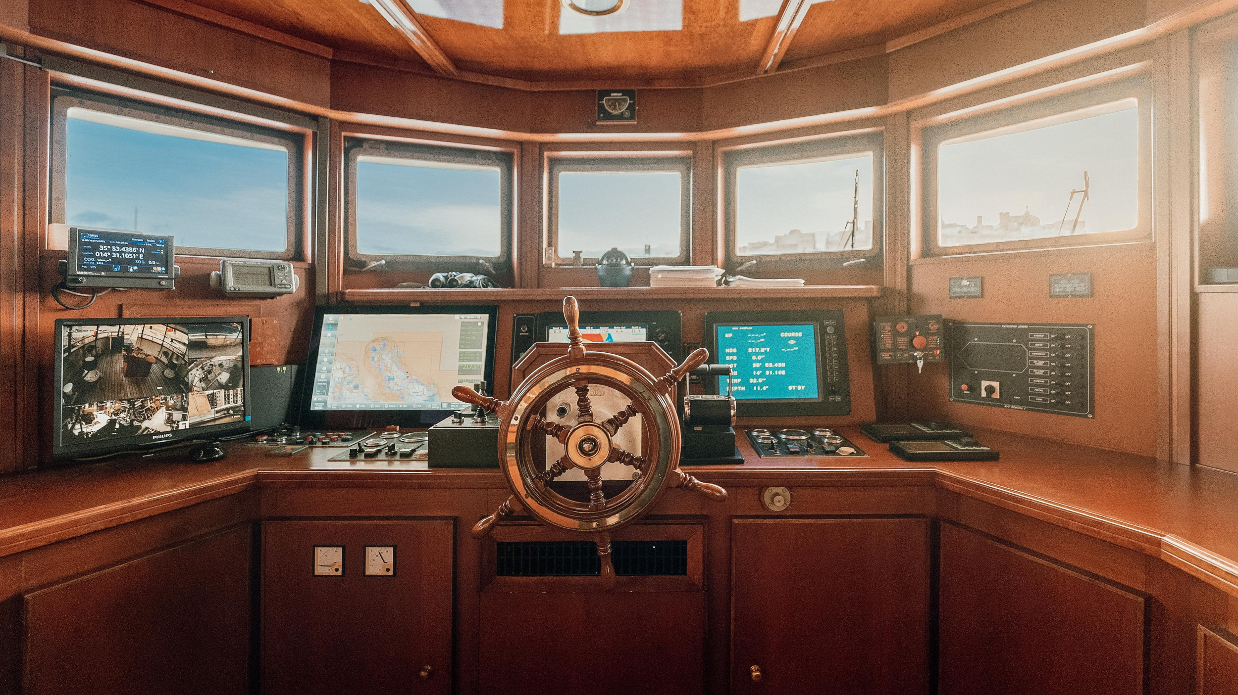 Motoryacht Seagull 2 — photo 9