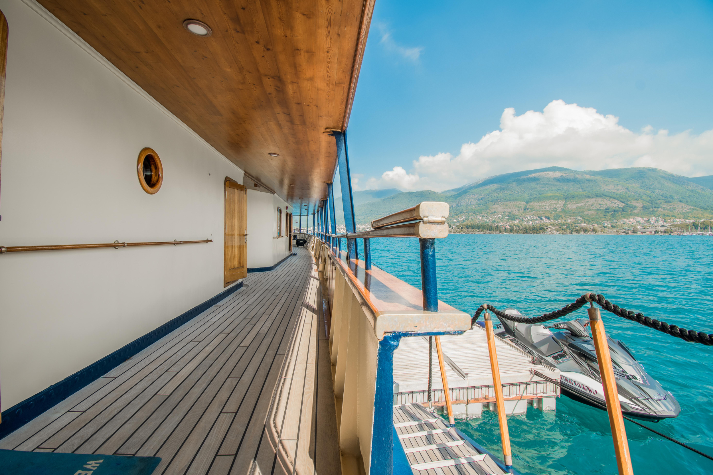 Motoryacht Seagull 2 — photo 22
