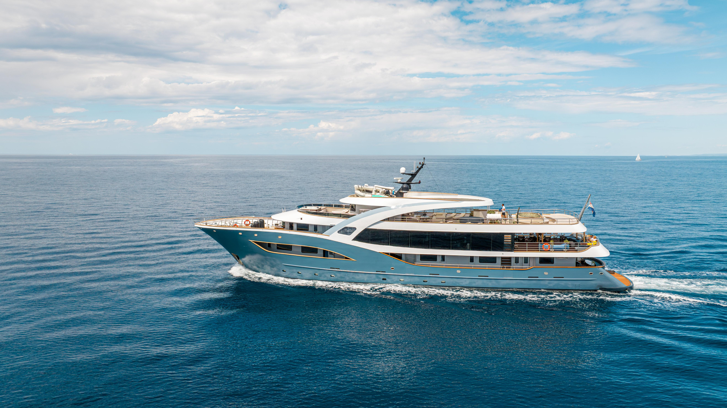 Motoryacht Bella — photo 15