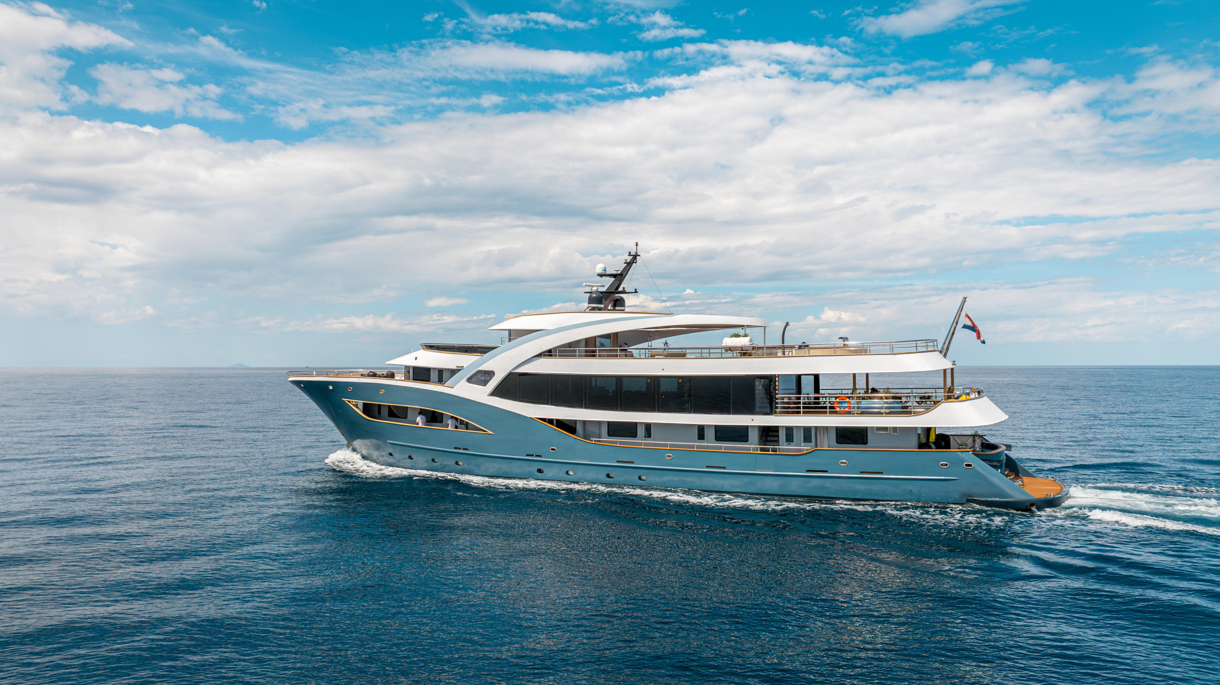 Motoryacht Bella — photo 25