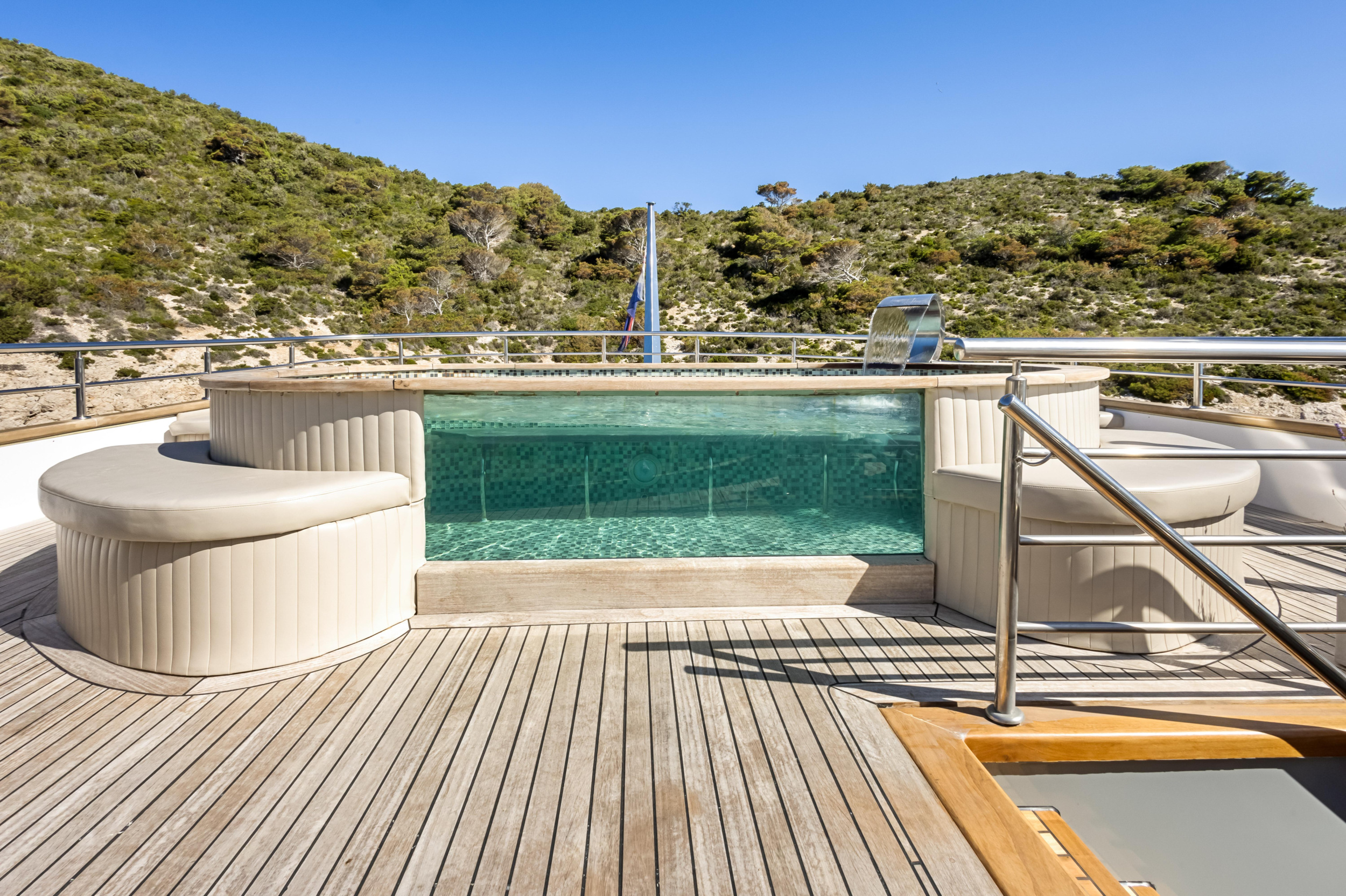 Motoryacht Bella — photo 40