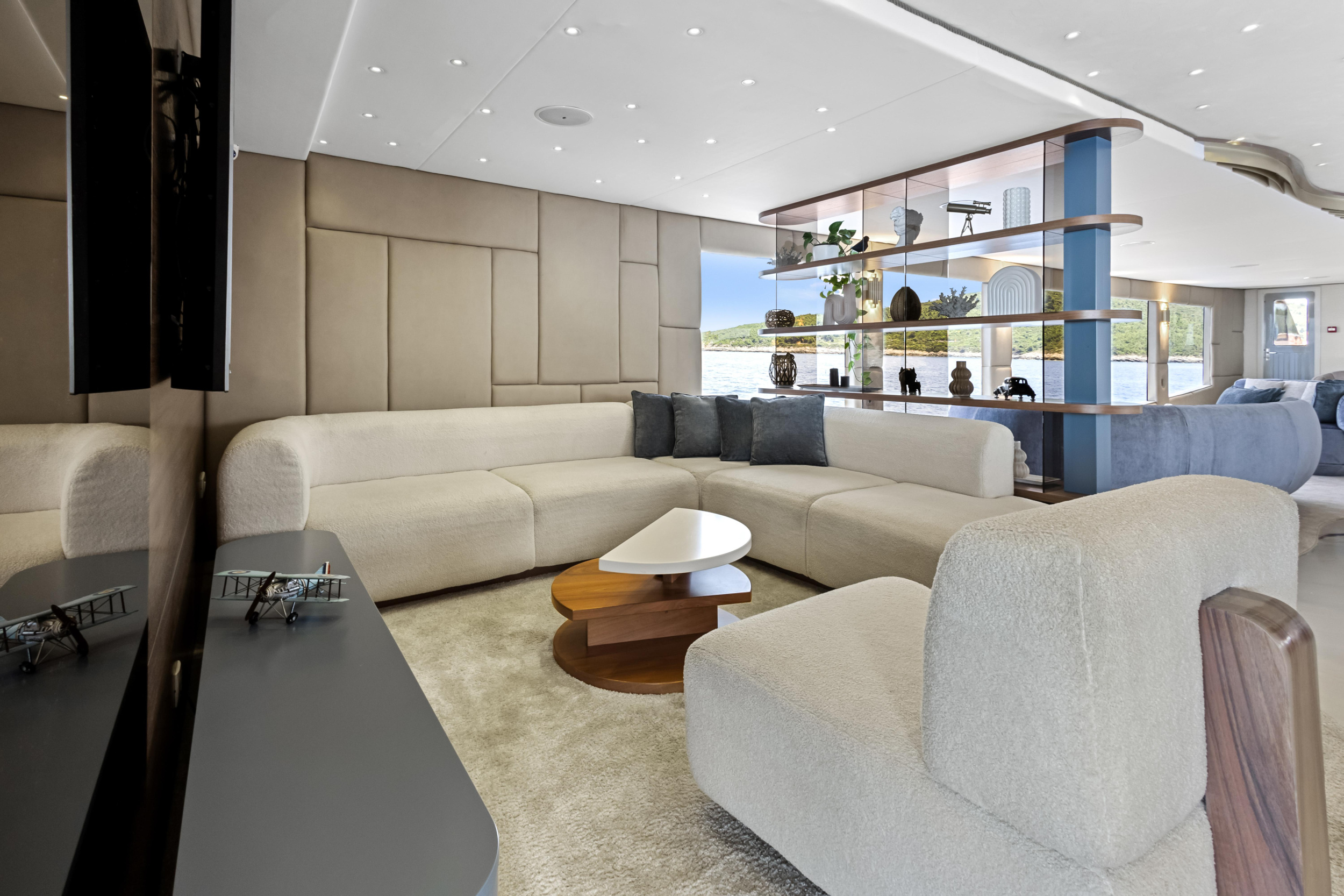 Motoryacht Bella — photo 39