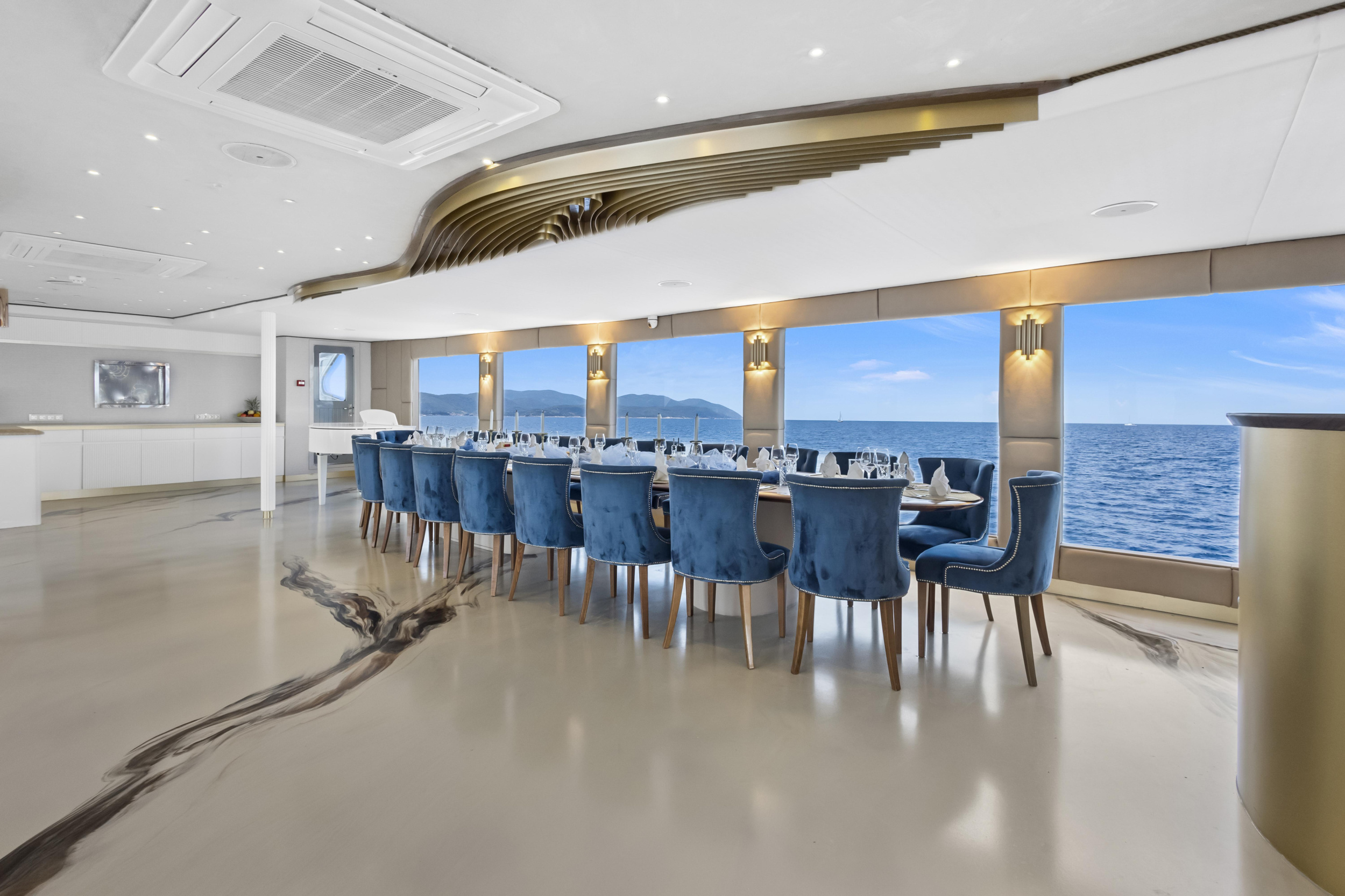 Motoryacht Bella — photo 30