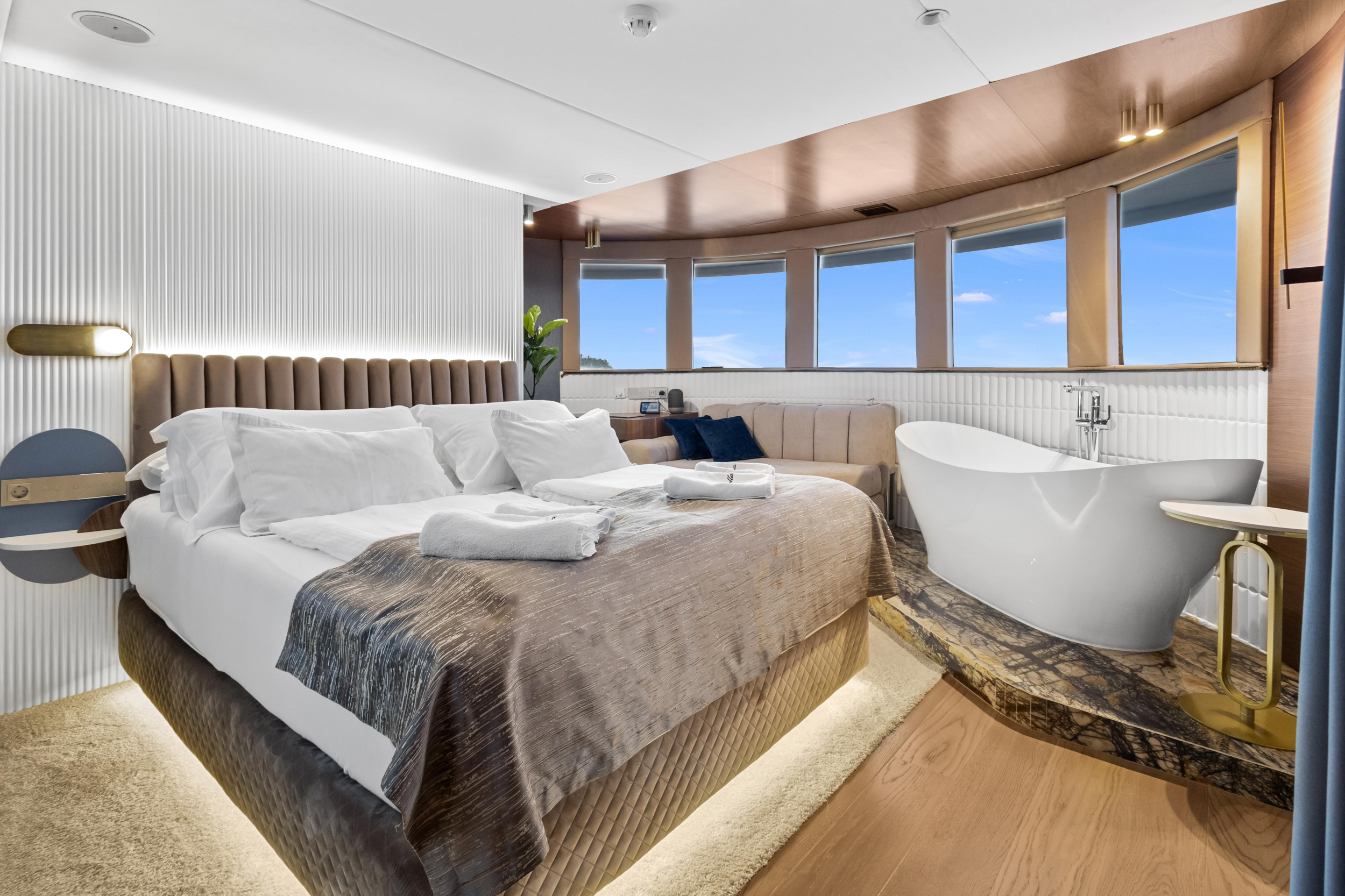 Motoryacht Bella — photo 8