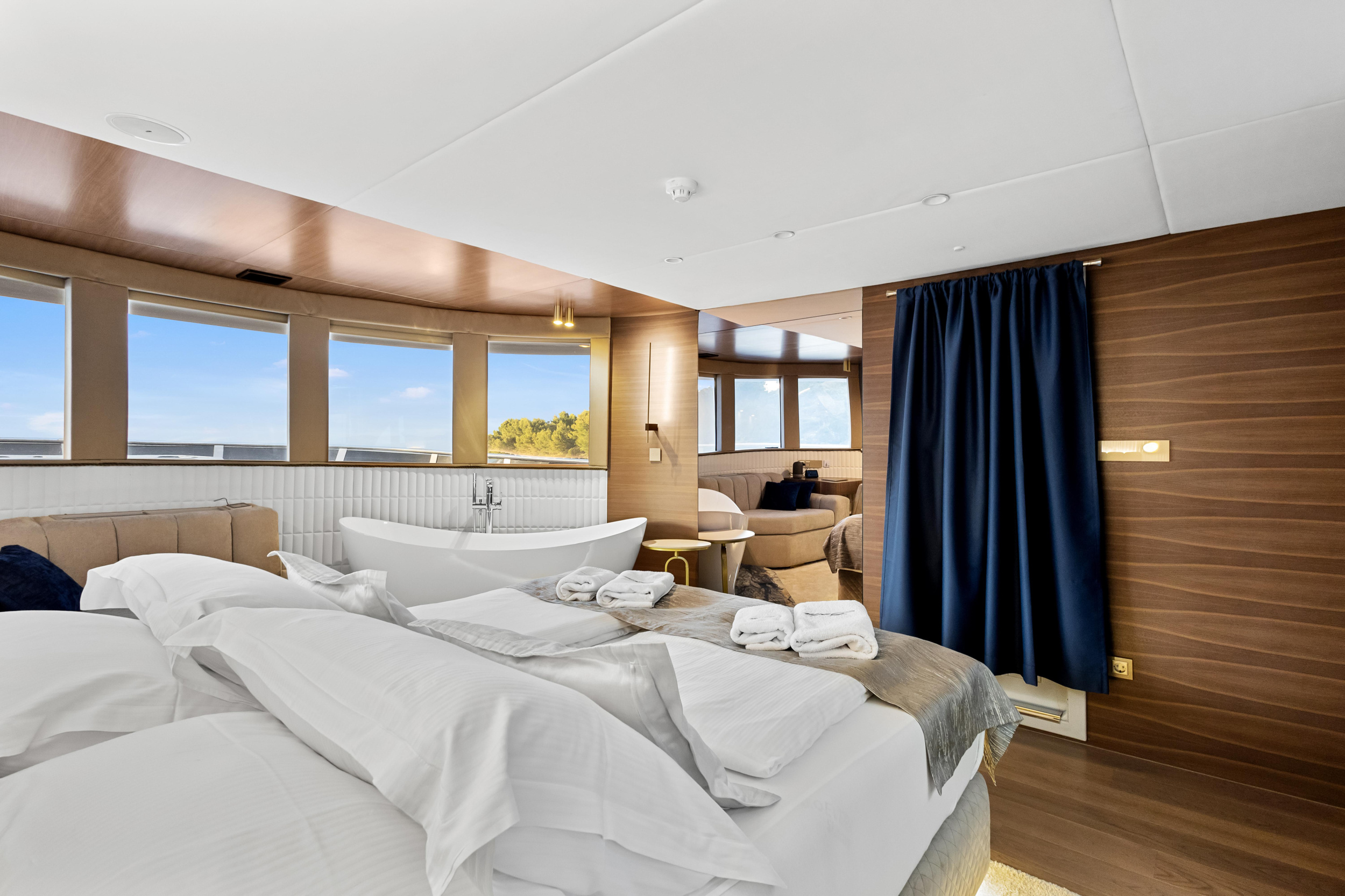 Motoryacht Bella — photo 3