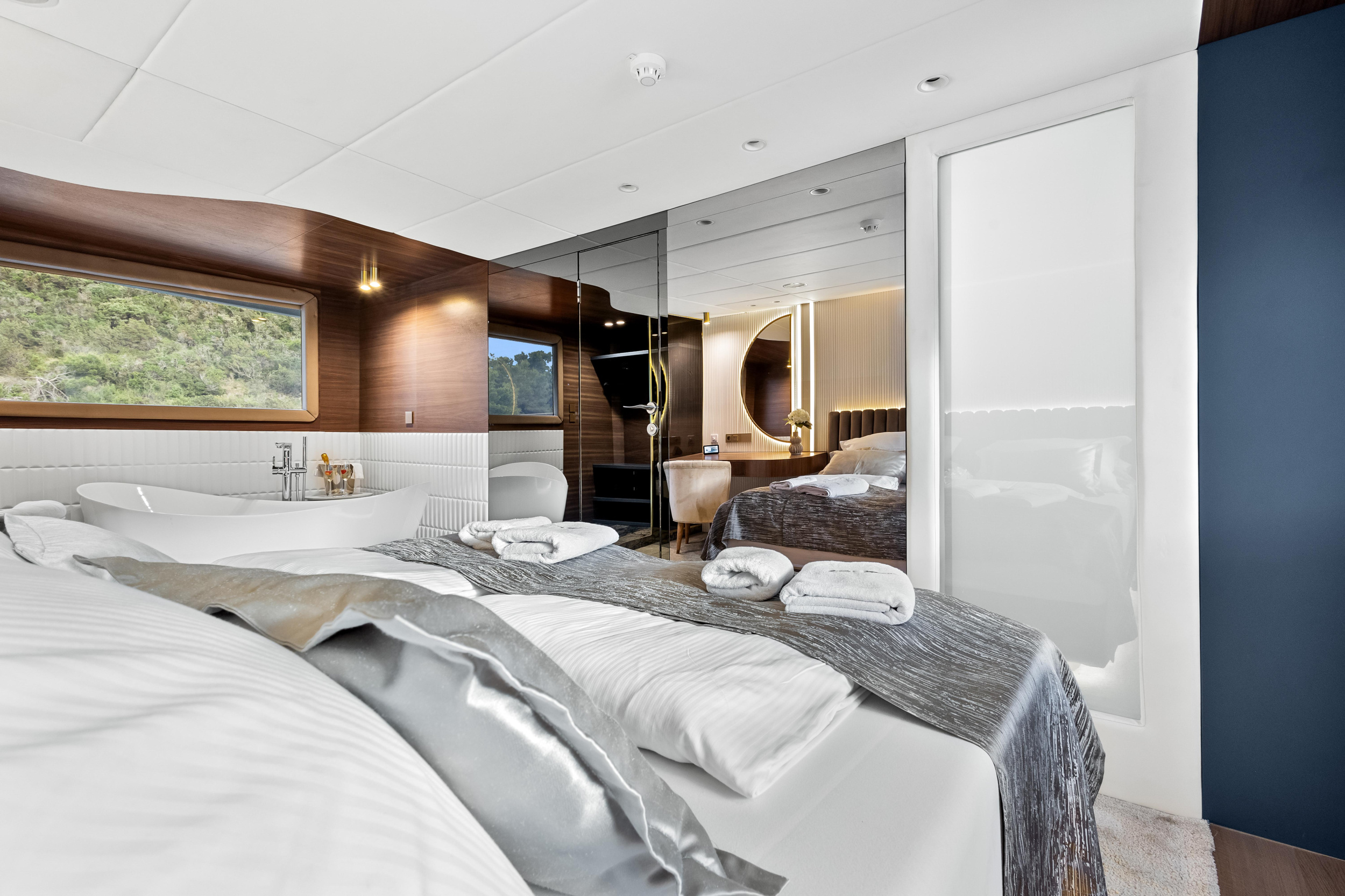 Motoryacht Bella — photo 58